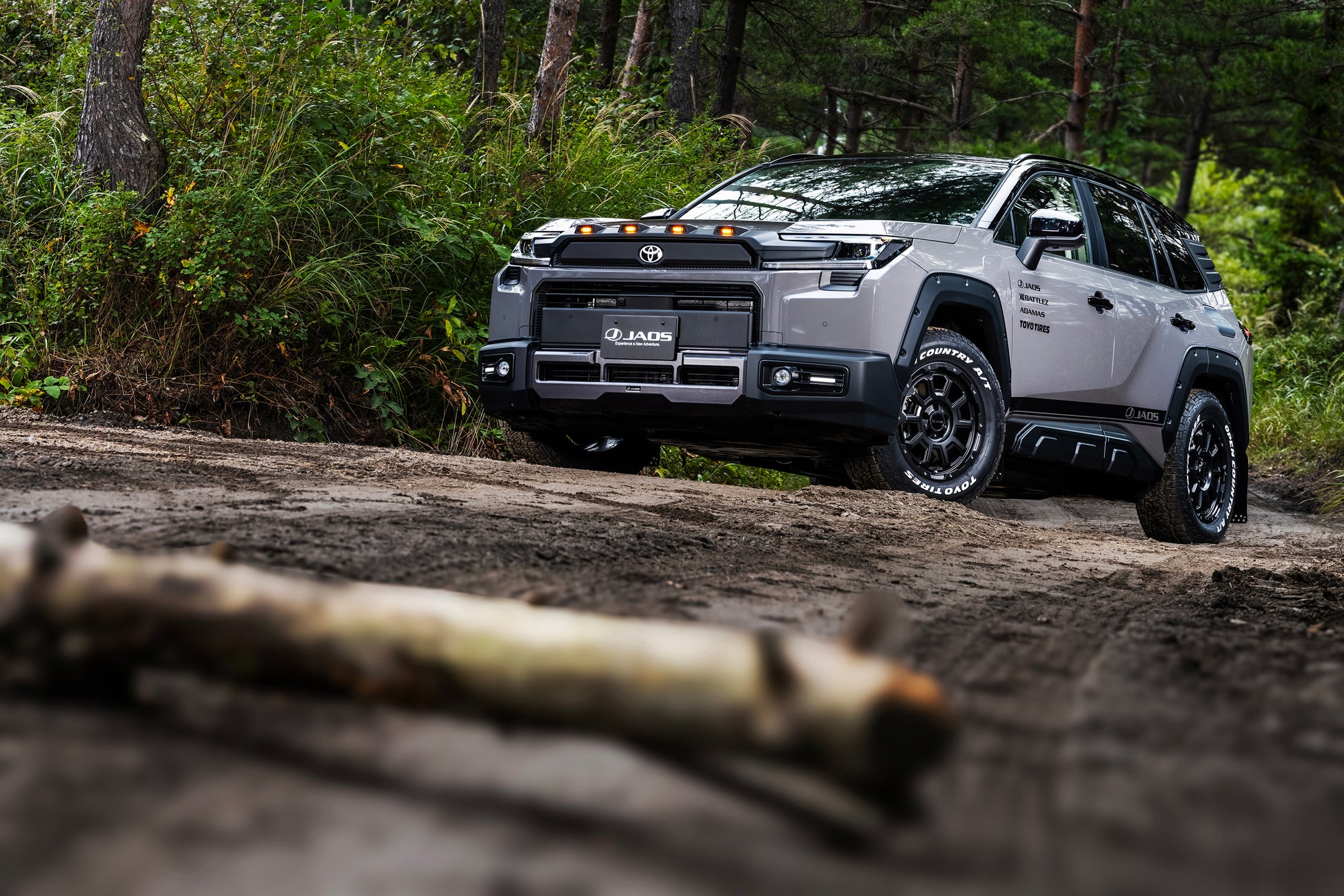 JAOSからトヨタ 新型RAV4 Adventure用 各種パーツリリース