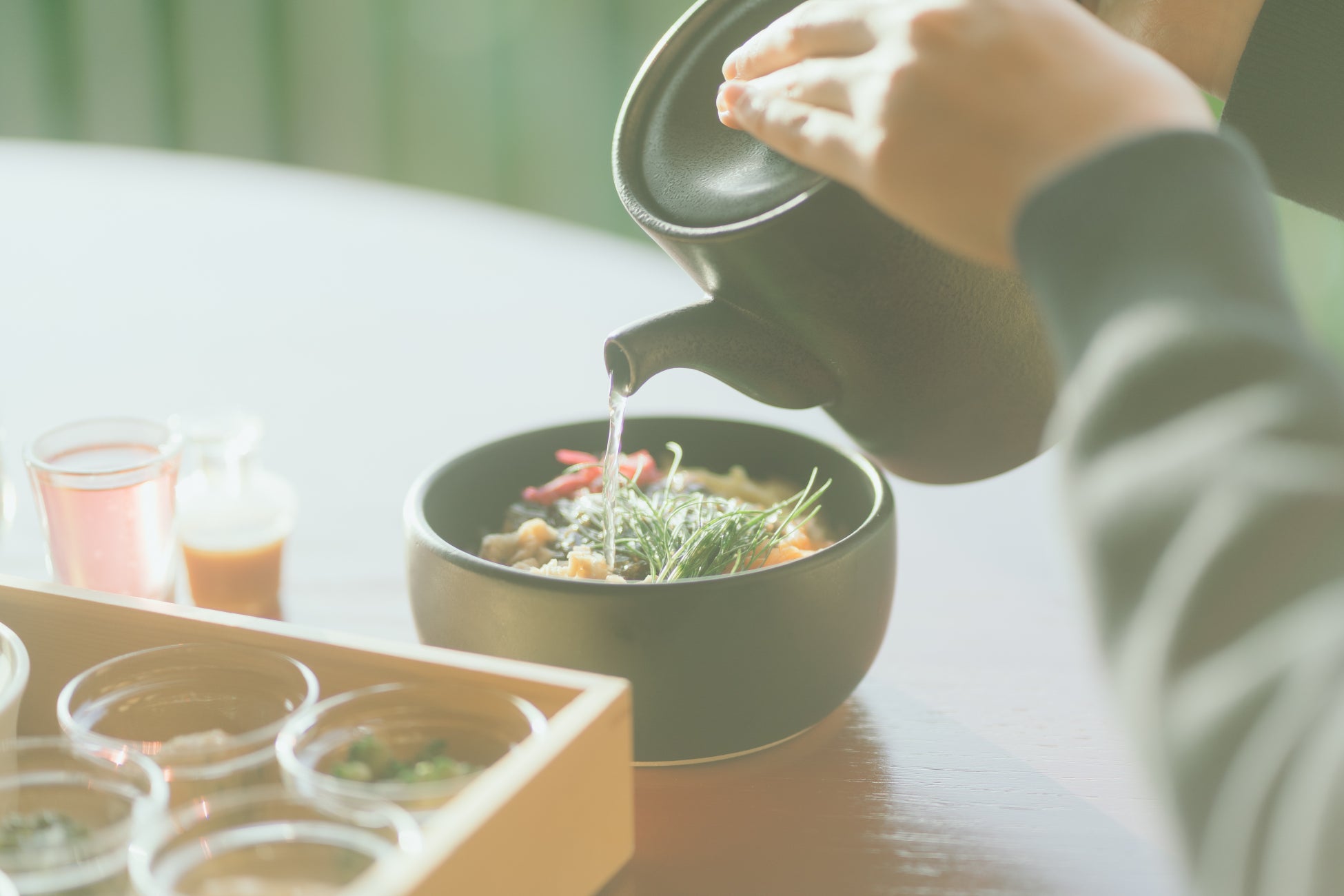 古宇利島のシグネチャー朝食が誕生。期間限定で1日2組の宿泊者以外にも提供。「いつか身体になる」身も心も整える贅沢な庭時間