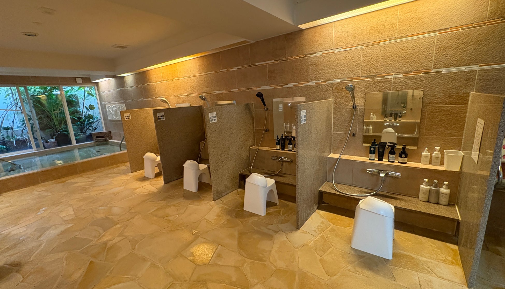 Doggie(ウィズ株式会社) × raf (株式会社地域資源バンクNIU)★来春発売モデルを一足早く体験★三重・VISONで愛犬同伴向け電動バイク「Doggie」レンタルを開始!