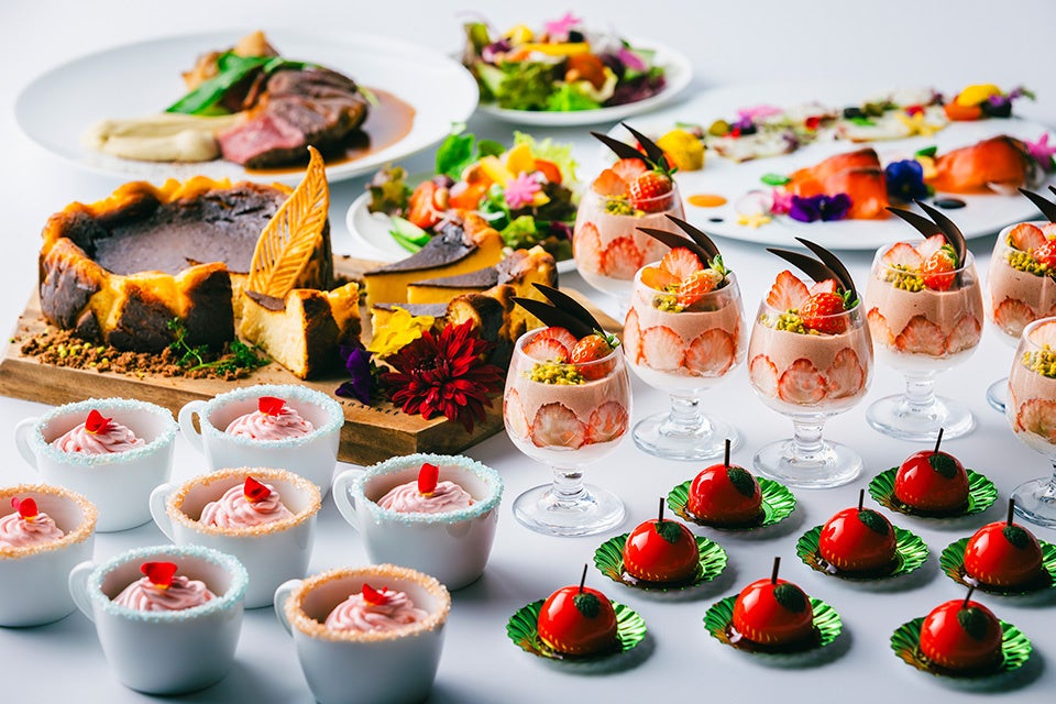 開業2周年記念！夜なのに人気のアフターヌーンティー×ランチが楽しめる！？スイーツブッフェ「STREAM Sweets Parade 〜2年目のときめき〜」