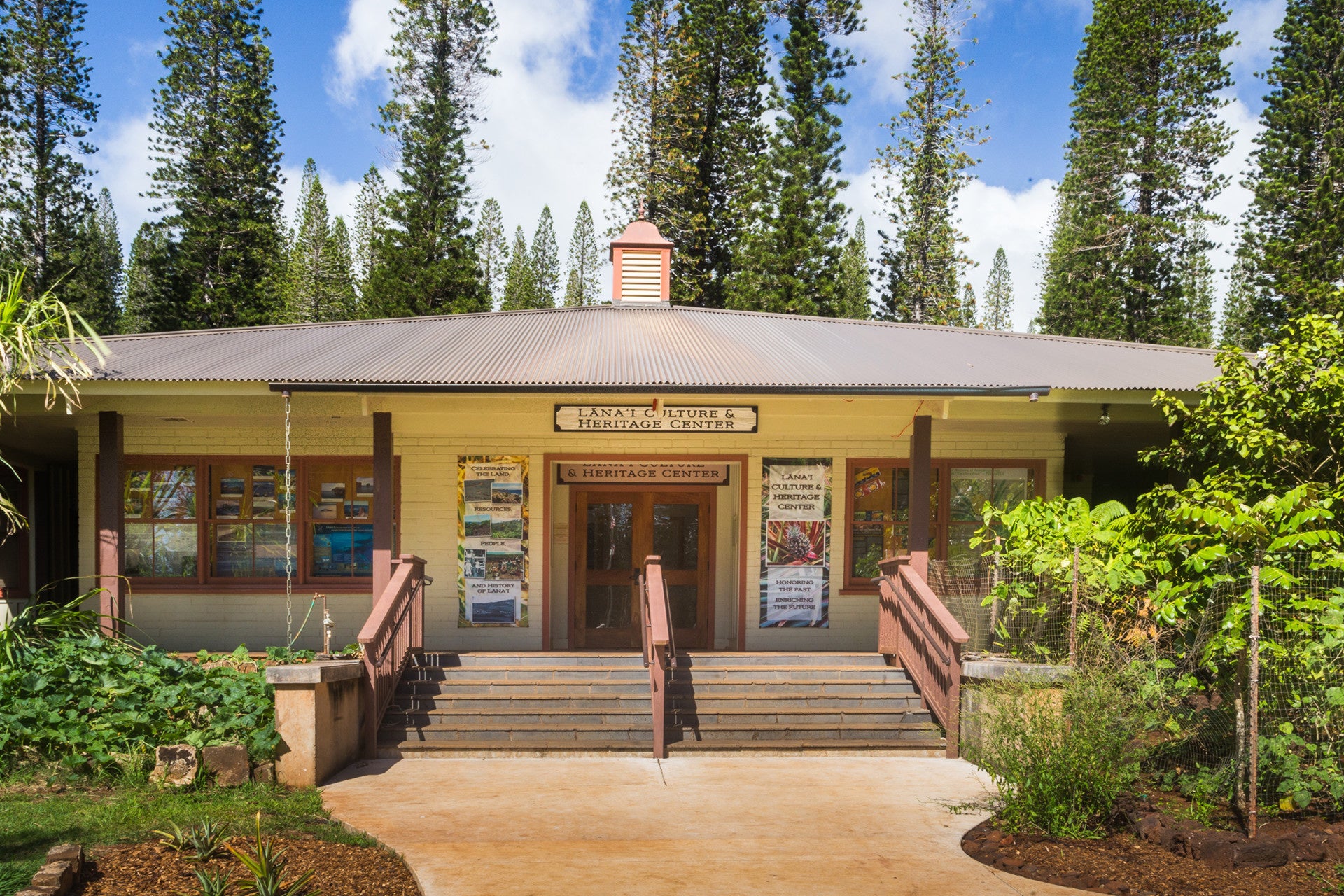 【フォーシーズンズ リゾート ラナイ】ラナイ島の街を巡りながら歴史と文化を学ぶ無料プログラム「ラナイ・シティ・ツアー」が新たに登場