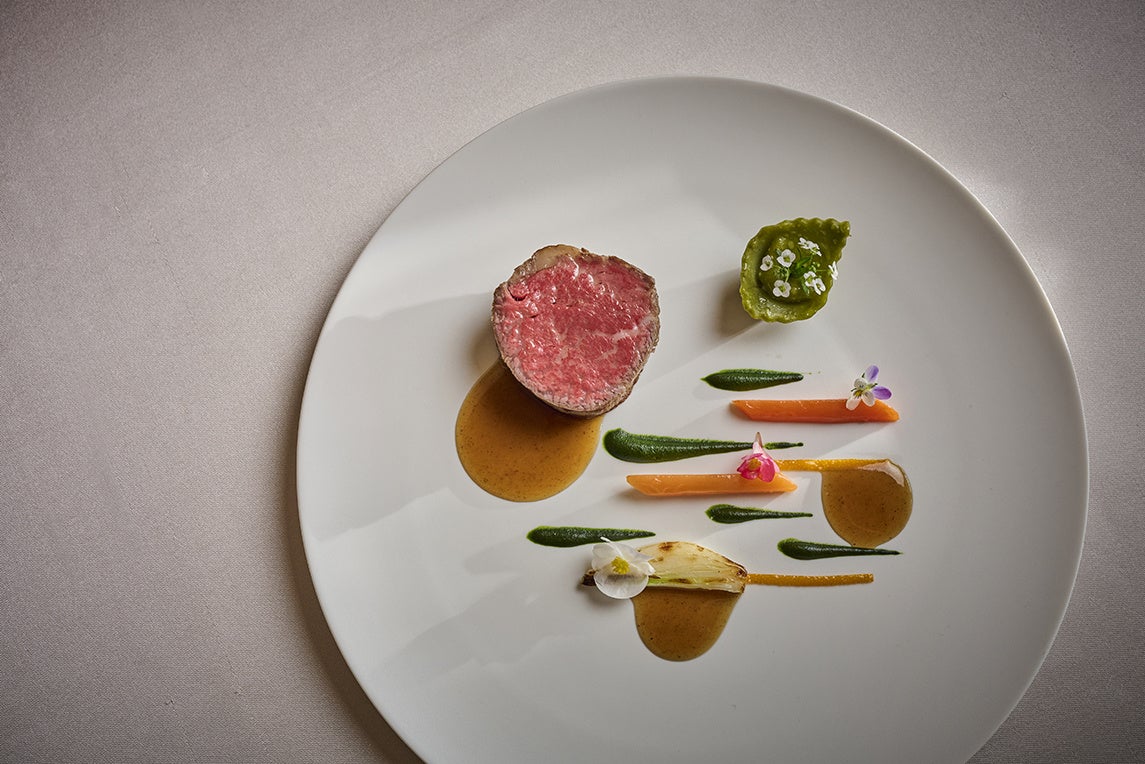 「シングルモルト津貫 JAL EXCLUSIVE 2025」が国際線 機内販売に登場