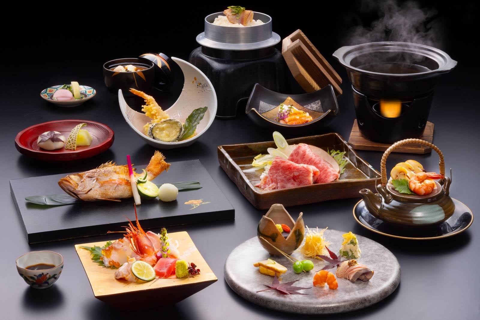 【新春☆親孝行旅のススメ】うまいもん×湯めぐり×山中塗り夫婦箸×記念写真♪ 姿ズワイガニ、ぶり、貸切風呂、ミニバー、街歩き、総湯、アイスストリート etc.