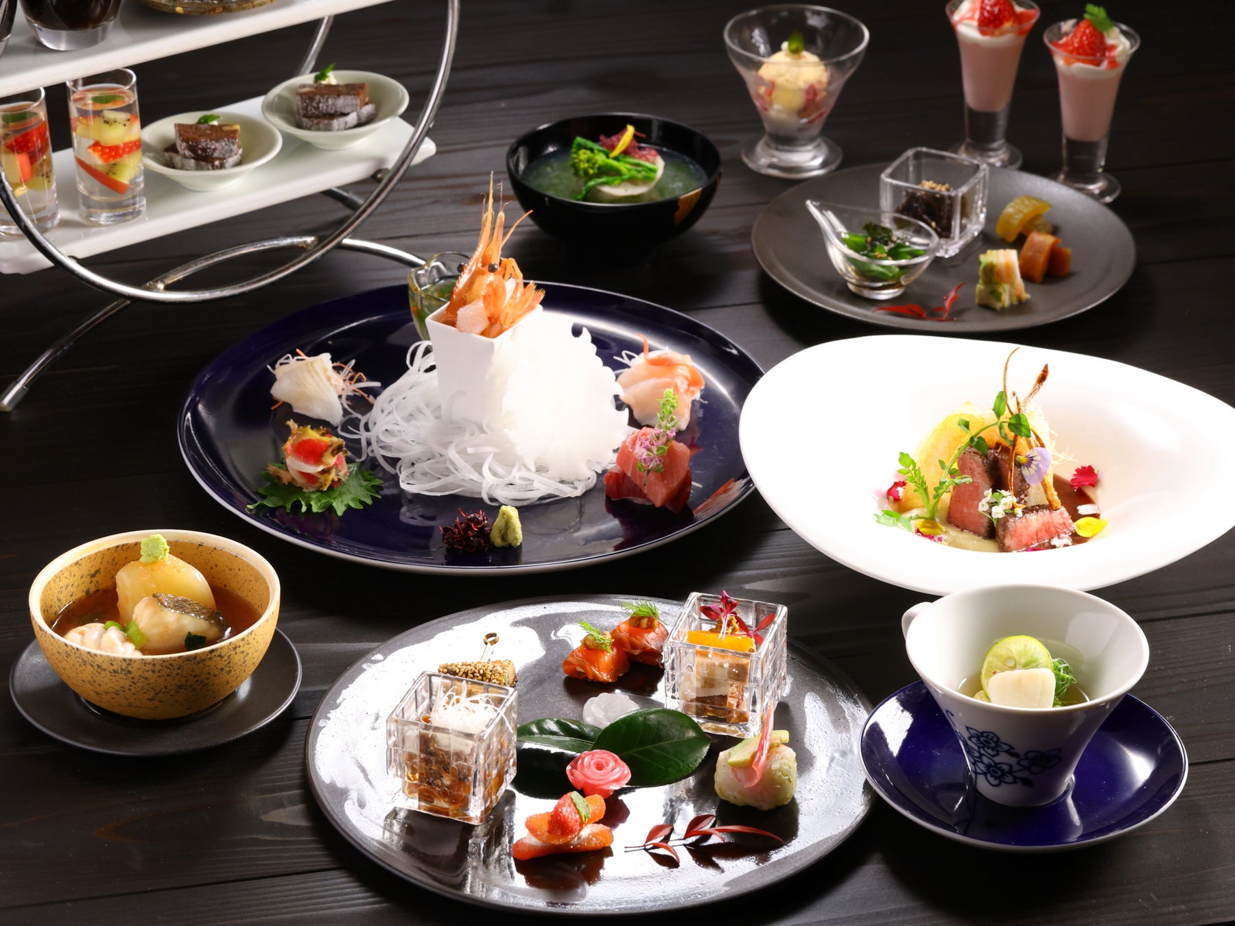 ～わ・ヌーベル・キュイジーヌ・イヴェール～　和と洋の技法を織り交ぜた旬の味わいお楽しみくださいませ。