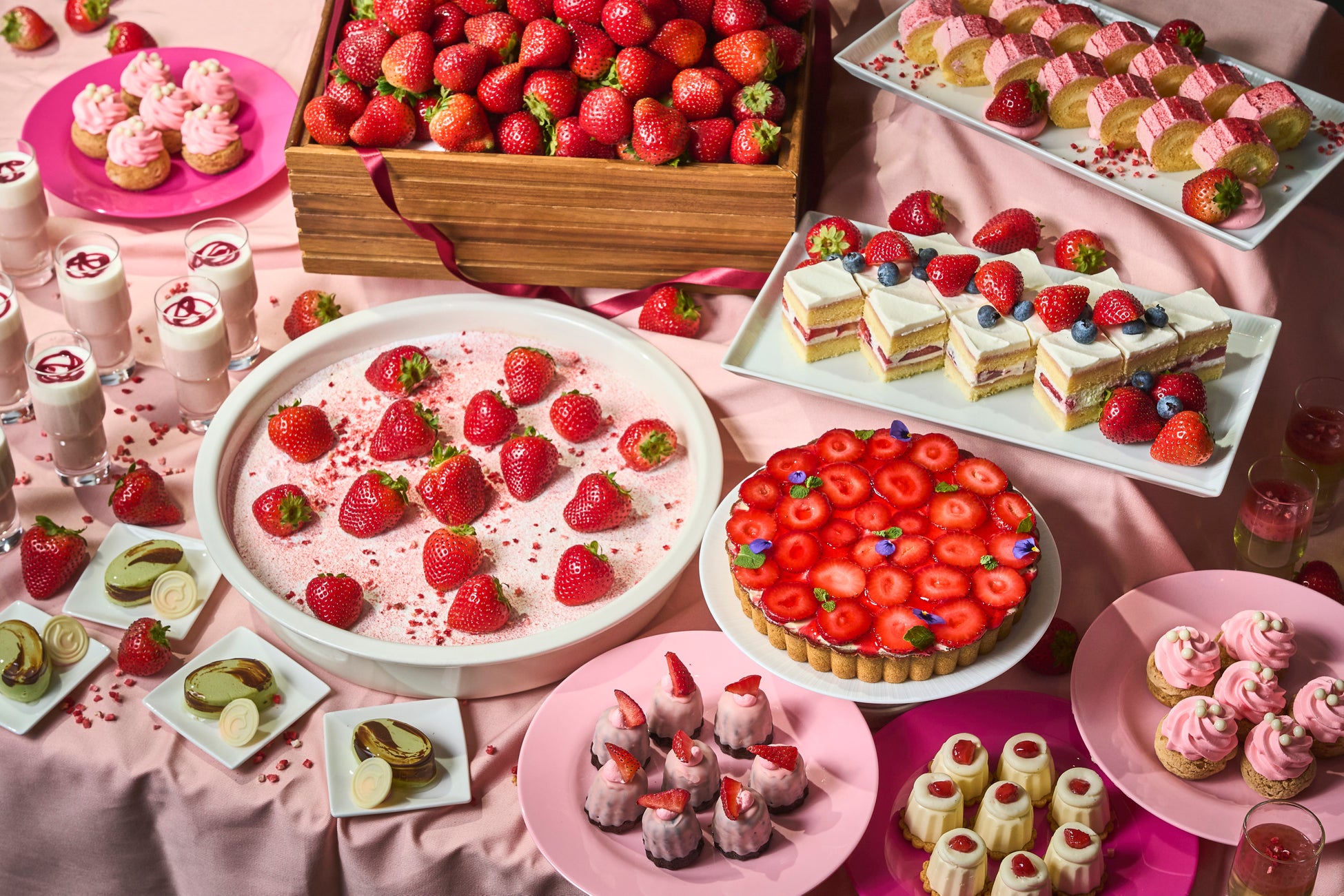 フレッシュあまおう苺が食べ放題！ストロベリービュッフェを体験いただけるメディア向け試食会を1月12日(月祝)に開催いたします。