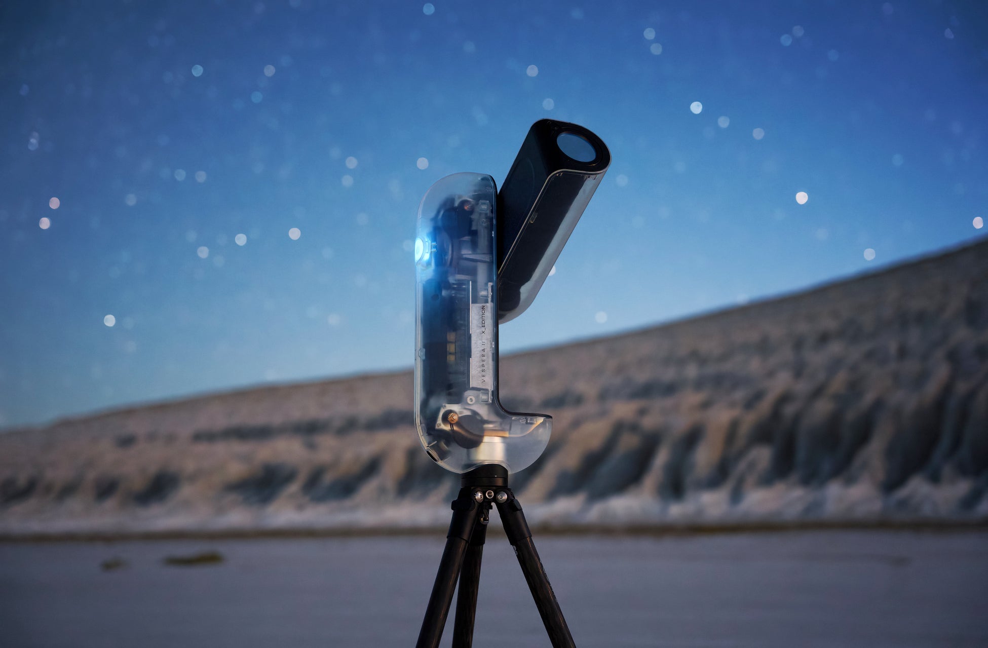 世界150台限定。透明なシェルをまとった特別モデル、スマート望遠鏡「Vespera II-X Edition」を発売