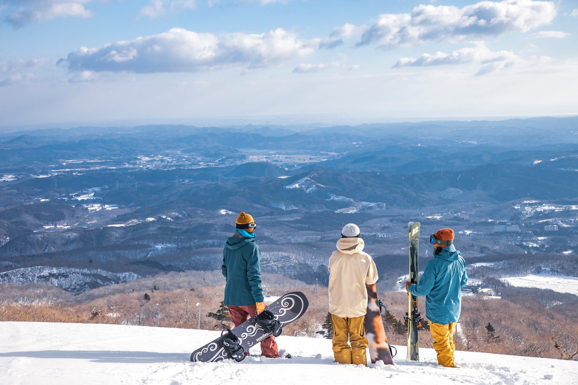 『雪ミク』が北海道のおいしいスイーツ店を応援! 札幌、小樽、函館、標茶の20店舗とコラボ実施!