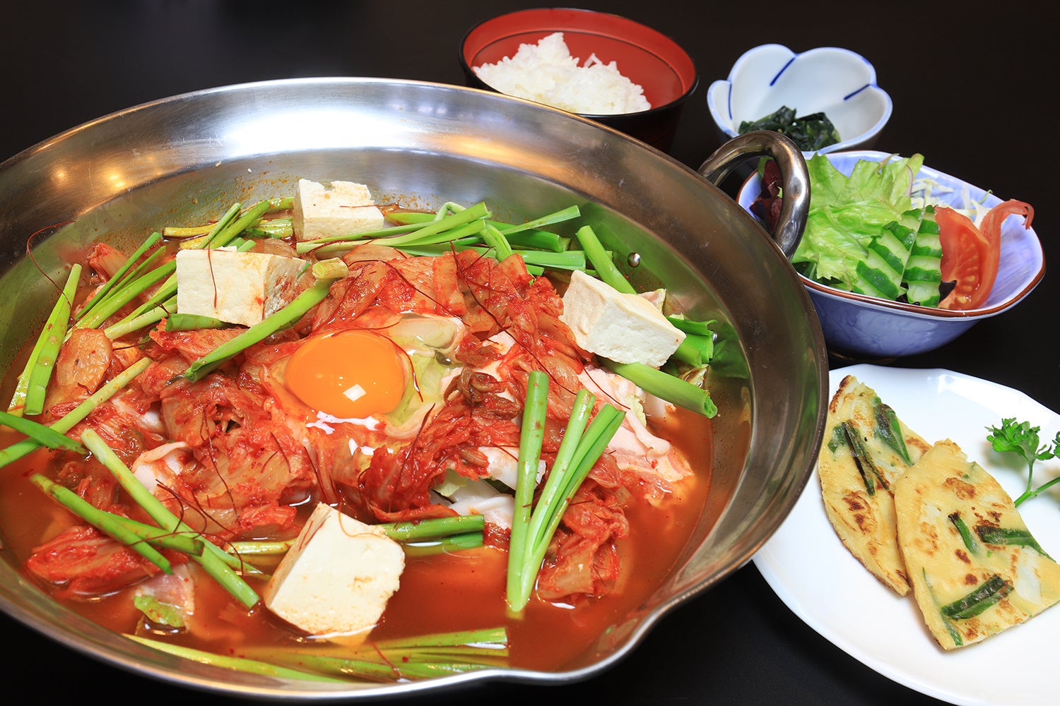 富士山を真正面に望む温浴施設「富士眺望の湯ゆらり」にて冬の温か限定メニュー登場！