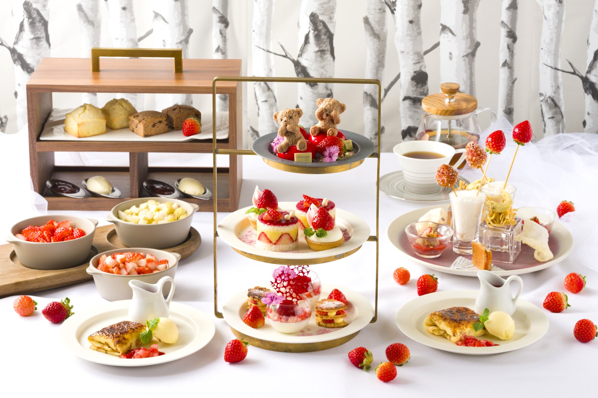 【コートヤード・バイ・マリオット札幌】1月10日より 冬から春にかけてその時々の旬のいちごを味わうアフタヌーンティーの提供を開始