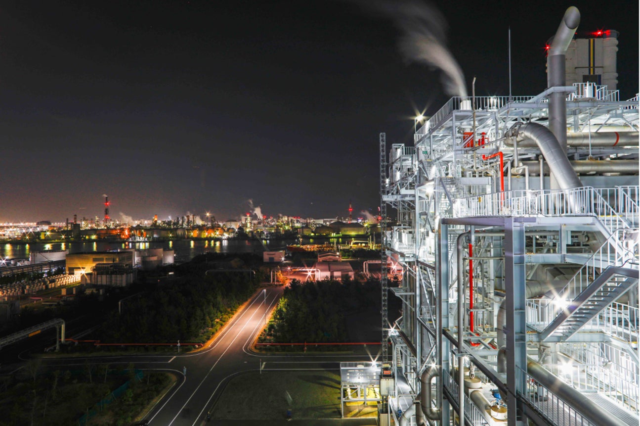 【「工場夜景の日」特別企画】JERA川崎火力発電所に【特別】潜入!!稼働中の発電所内部を見学した後、敷地内の特定ポイントからサンセット＆夜景撮影ができます！【1/15（木） 9:30～】販売開始！