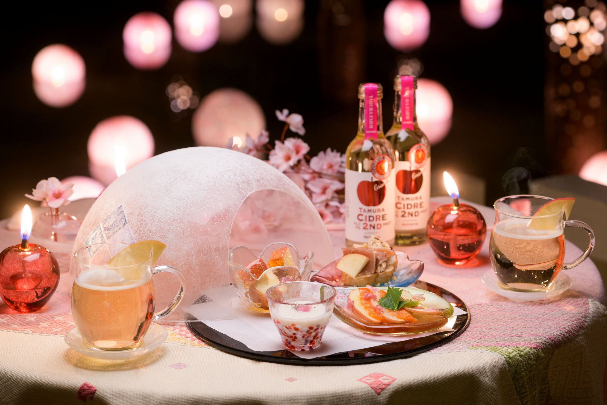 【界 津軽】雪の下で甘みを増した希少な「雪室りんご」を味わう「春待ち桜あかりテラス」開催