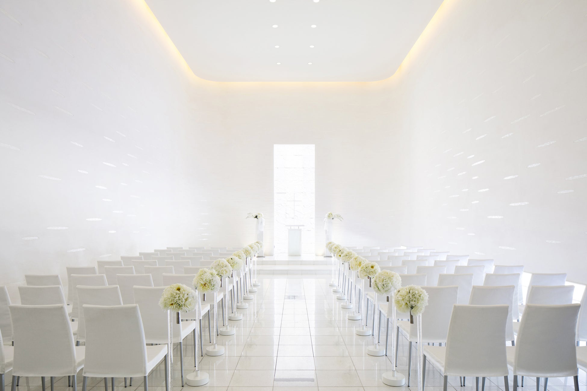 【シェラトングランドホテル広島】開業15周年記念｜人生の節目を祝う特別宴会プラン　チャペル貸切×美食で叶える「Grace Anniversary Plan(グレースアニバーサリープラン）」登場