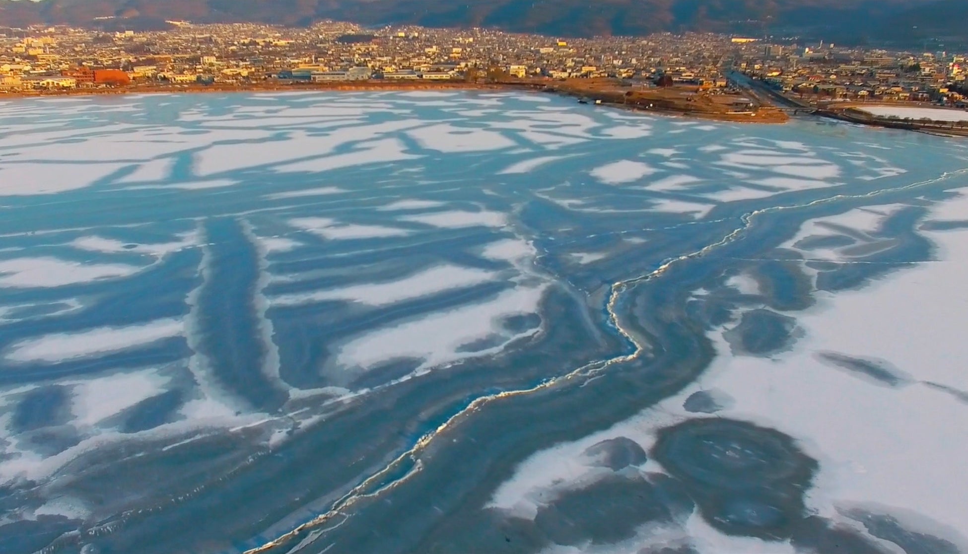 ８年ぶり【御神渡り（おみわたり）】出現を願い《寒いほどお得な》宿泊プラン販売開始。諏訪湖の癒し宿「御神渡り祈願プラン」