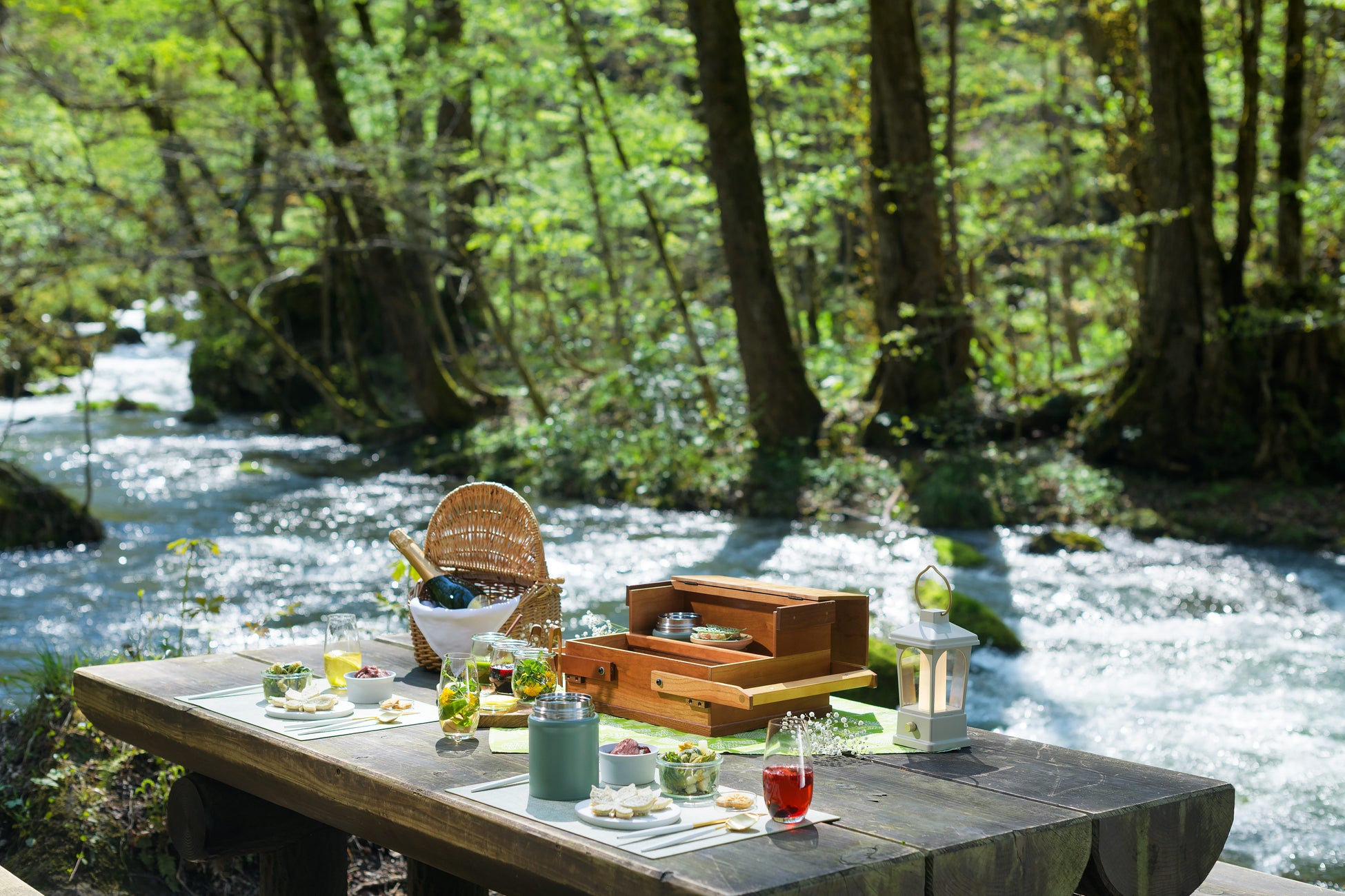 船旅をより快適に !ジャンボフェリー「あおい」船内で毛布貸出サービス開始