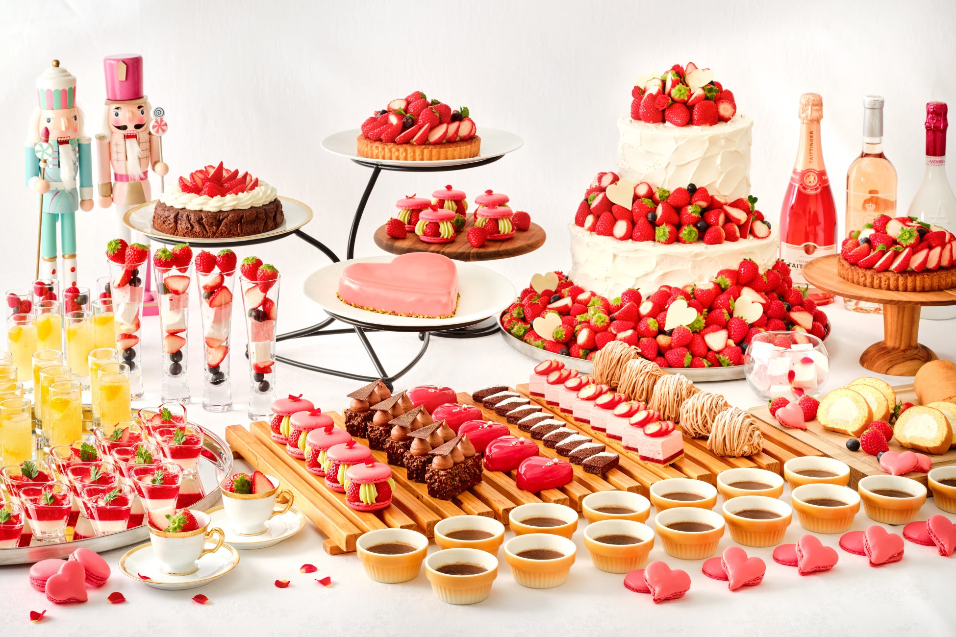 【2日間限定】苺×チョコレートが主役のバレンタインスイーツブッフェをホテルアソシア高山リゾートで開催！