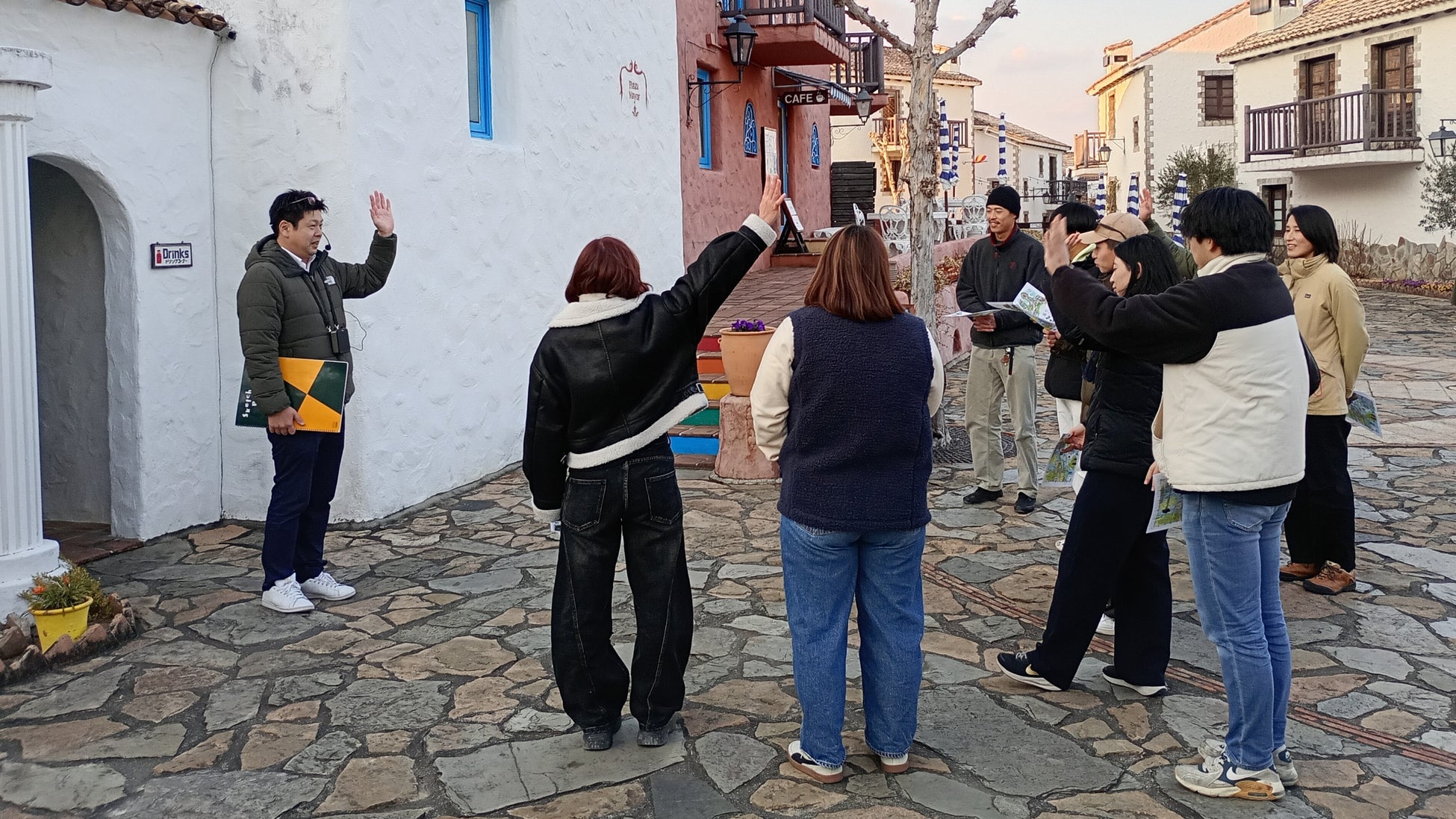 “映える”だけじゃない。志摩地中海村の30余年を、従業員が語る体験型ツアーが好評