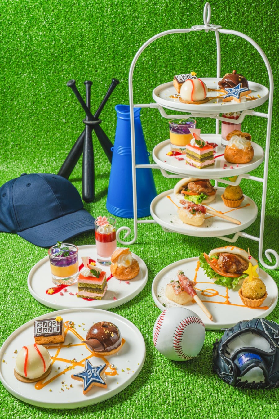 【沖縄プロ野球キャンプ応援！】スイーツで野球を楽しむ！《ベースボールアフタヌーンティー》が2月だけの限定販売！ | 沖縄・ラグナガーデンホテル
