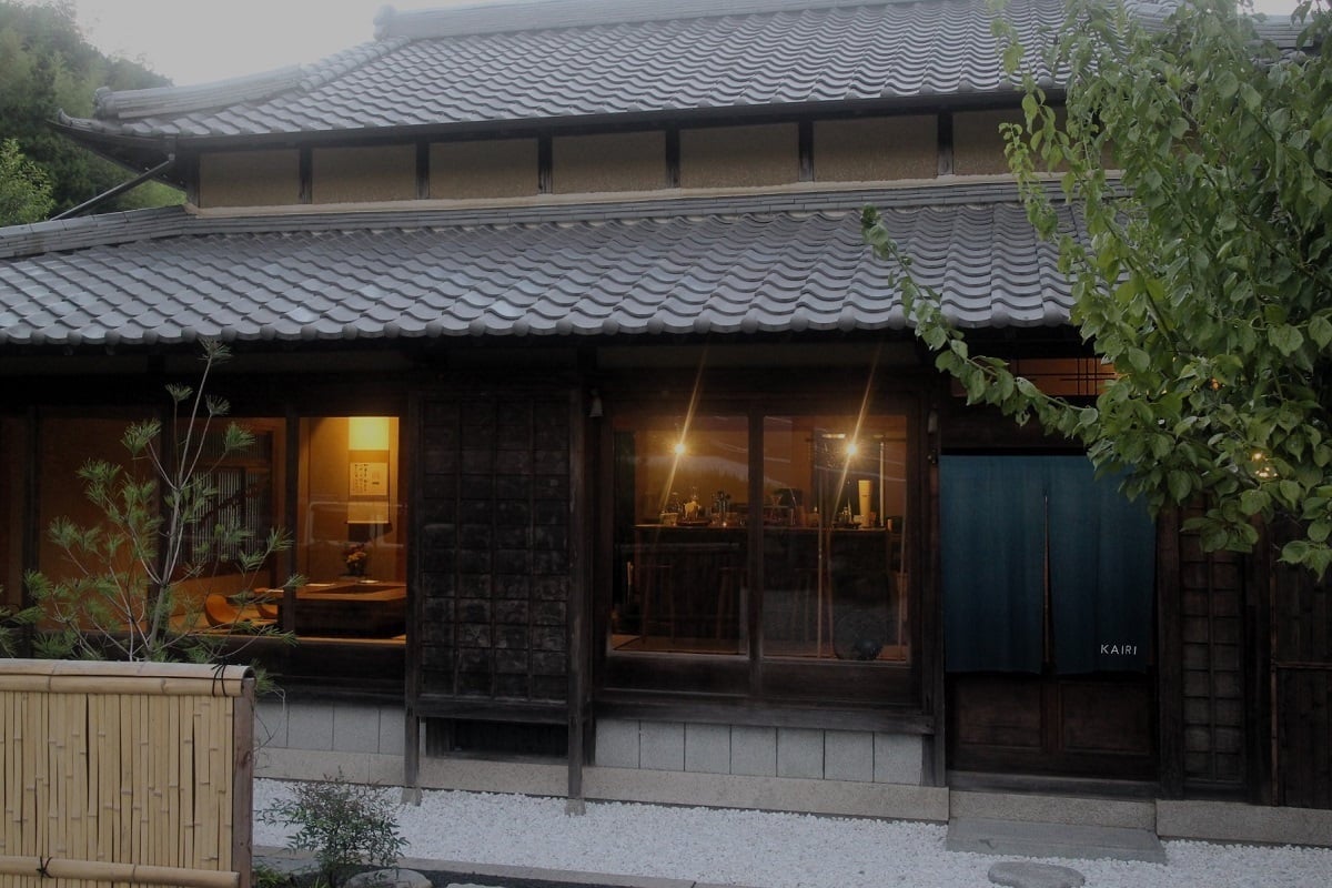 酒の造り手・移住者3人と淡路島の料理人が挑んだ、淡路島テロワールの真髄──古民家「海里」で開かれた特別な食の饗宴