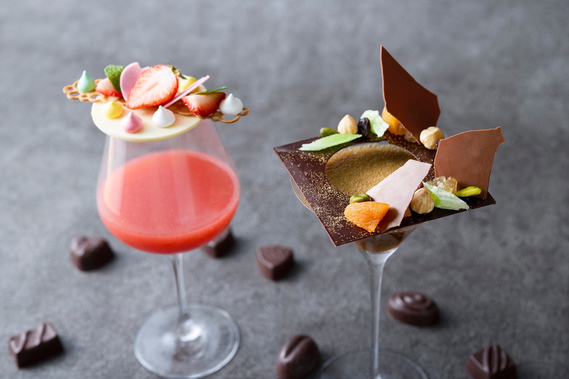 バレンタインを彩る新感覚カクテルが登場！ホテル最上階で味わう唯一無二の優雅なバータイムを。