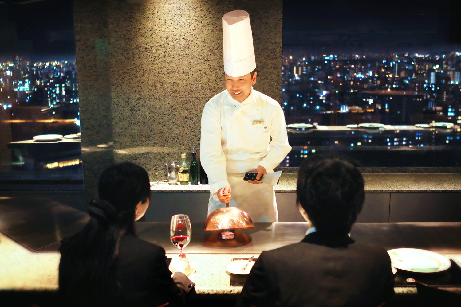 地元の人気いちごカフェ店「宝美いちご」とおふろcafe 白寿の湯がコラボ。土耕栽培の「あまりん」を使用した限定スイーツを期間限定提供