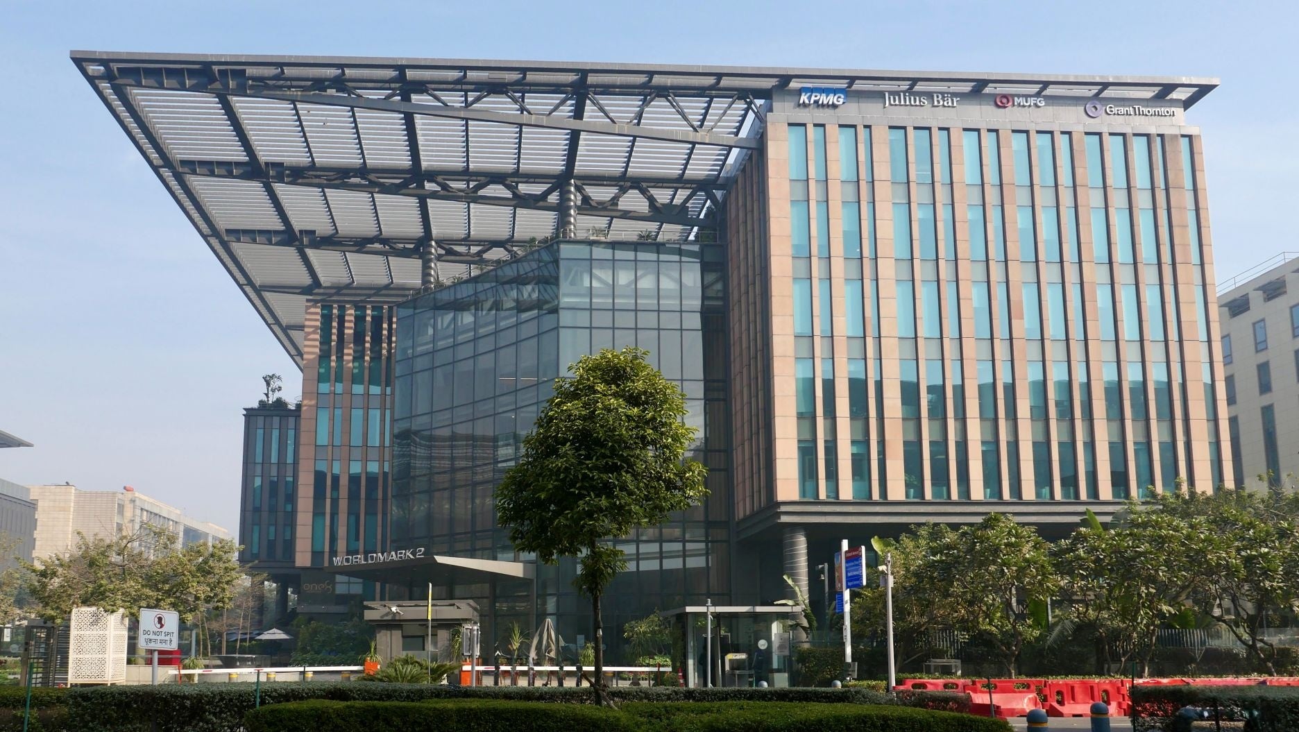 インドに2法人を新設してマーケティング・事業開発と写真関連事業を強化