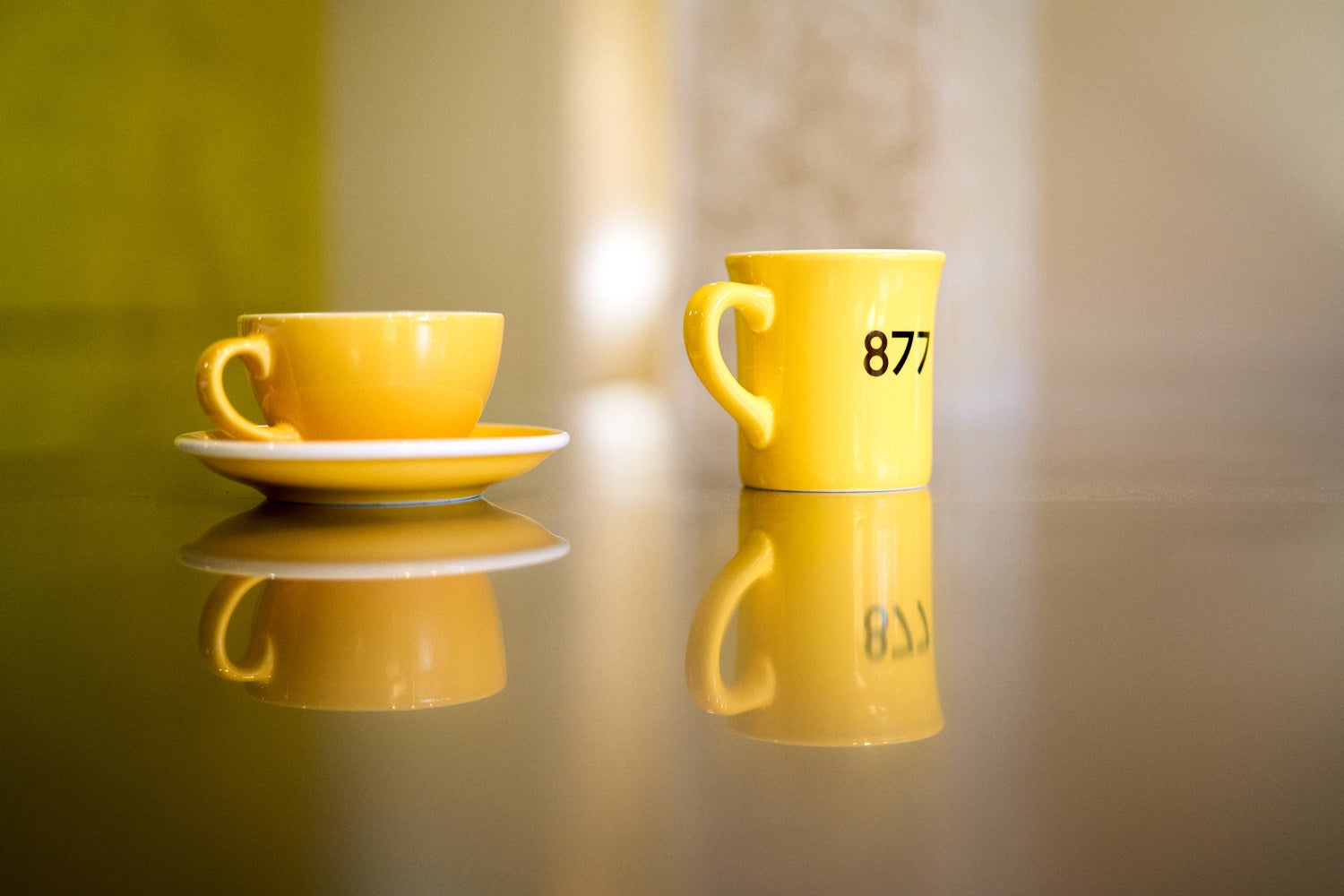 筑波山の中腹で、“ちょいワクの寄り道”はじまる。甘い土産屋「877」オープン