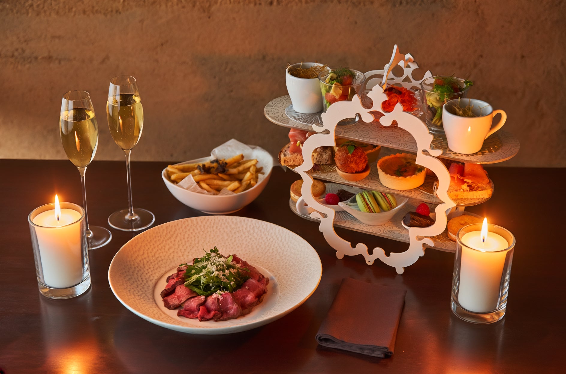 頑張った自分へご褒美！ナイトハイティーで大人の特別なひととき【ホテル＆レジデンス六本木】