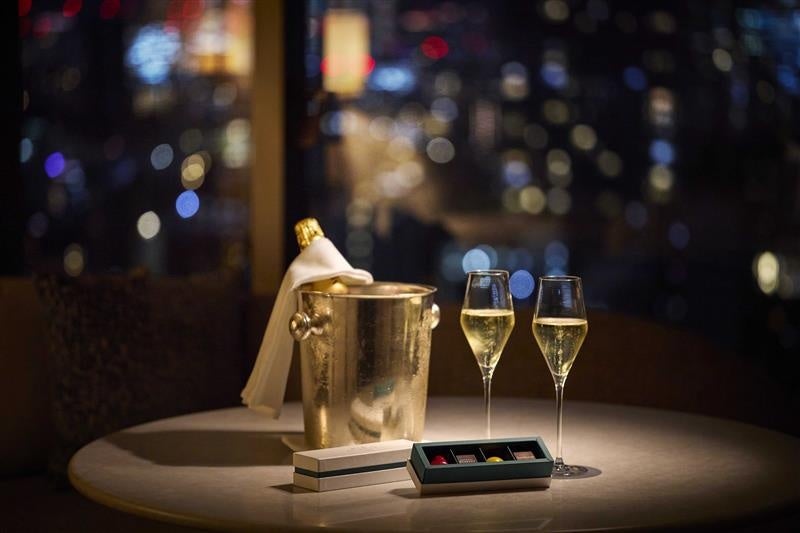 【ウェスティンホテル東京】特別な記念日や自身へのご褒美に、シャンパーニュとチョコレートで彩る特別な宿泊パッケージ「ウェスティンセレブレーション」を販売開始