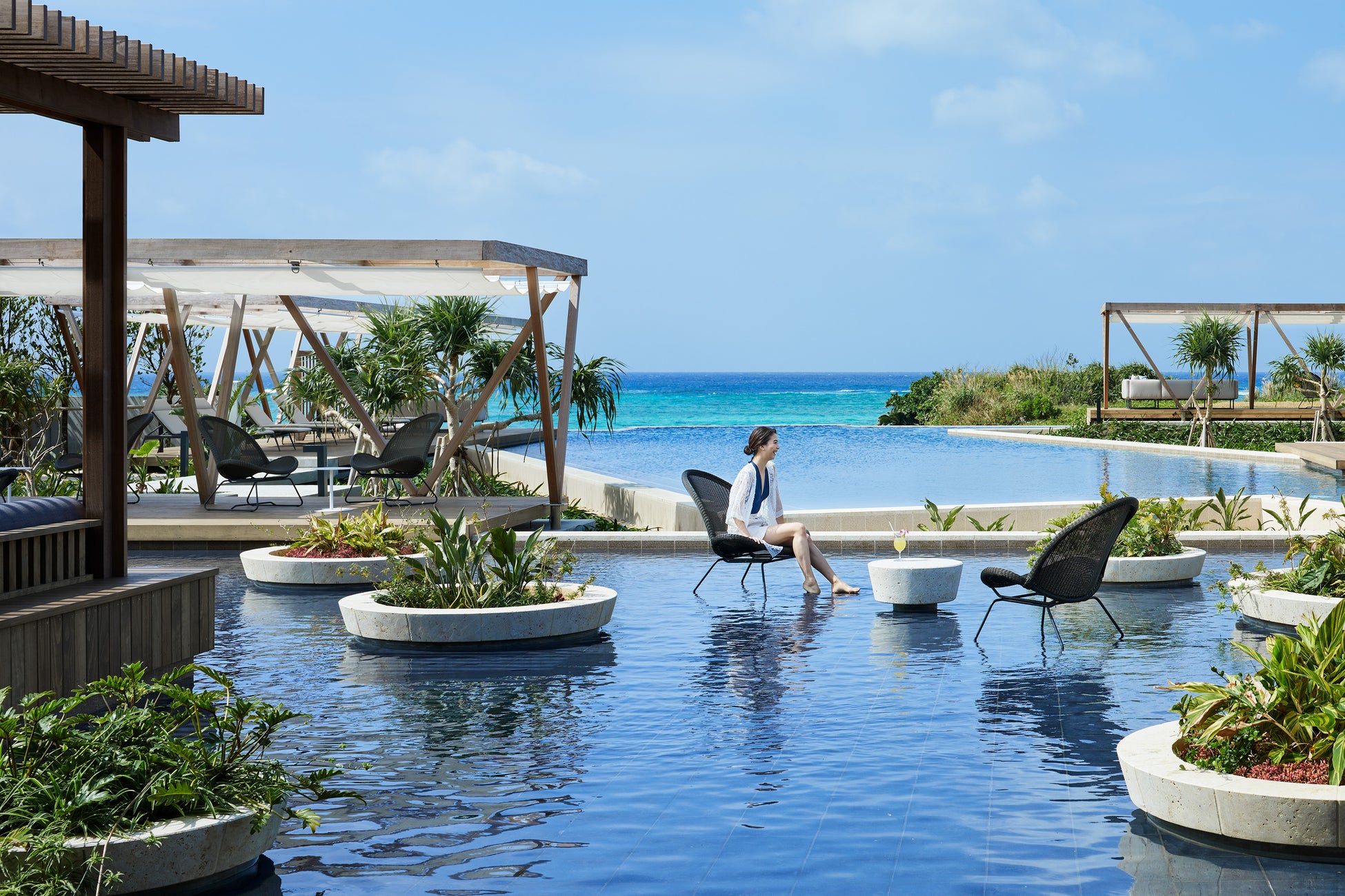 【星のや沖縄・星のや竹富島】混雑前の沖縄で叶える、安らぎのプライベートリトリート