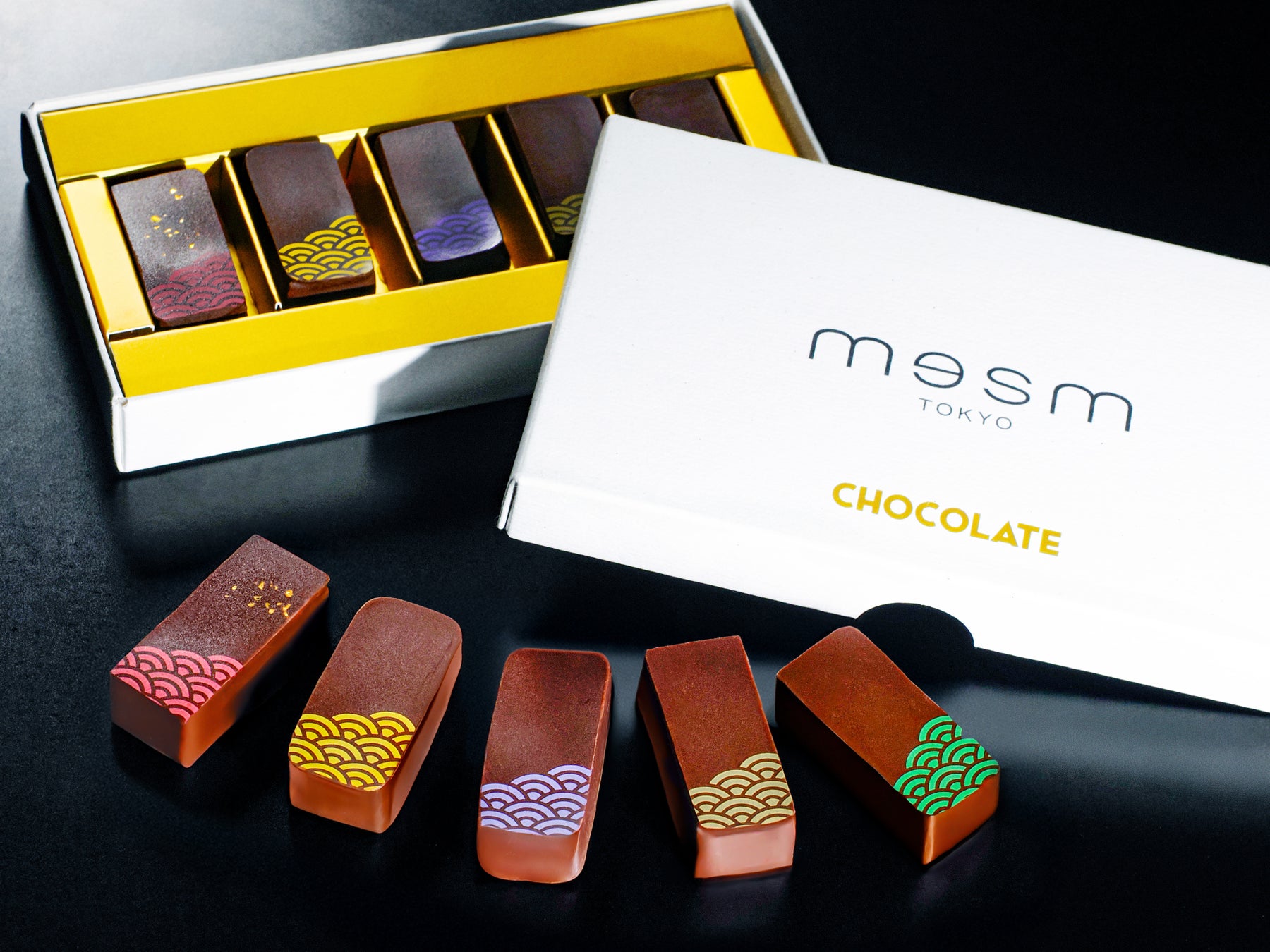メズム東京、オートグラフ コレクション 見た目、味、口どけ、香り、音まで、五感で楽しむ5粒のチョコレート「五感チョコレート」を2月9日（月）より発売開始