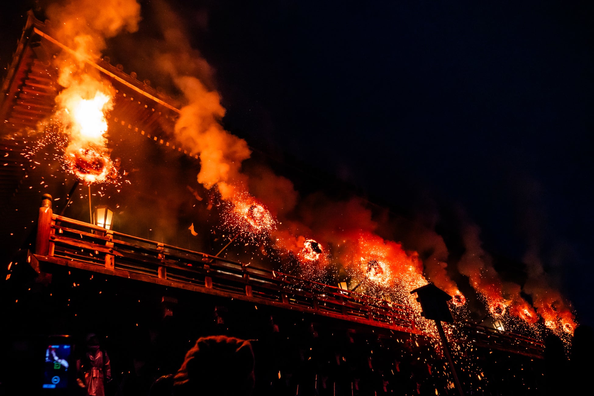 【ノボテル奈良】　　　　　　　　　　　　　　　　　　　　　　　　古都・奈良に春を告げる伝統行事「修二会（十一面悔過法要）」を間近で体感