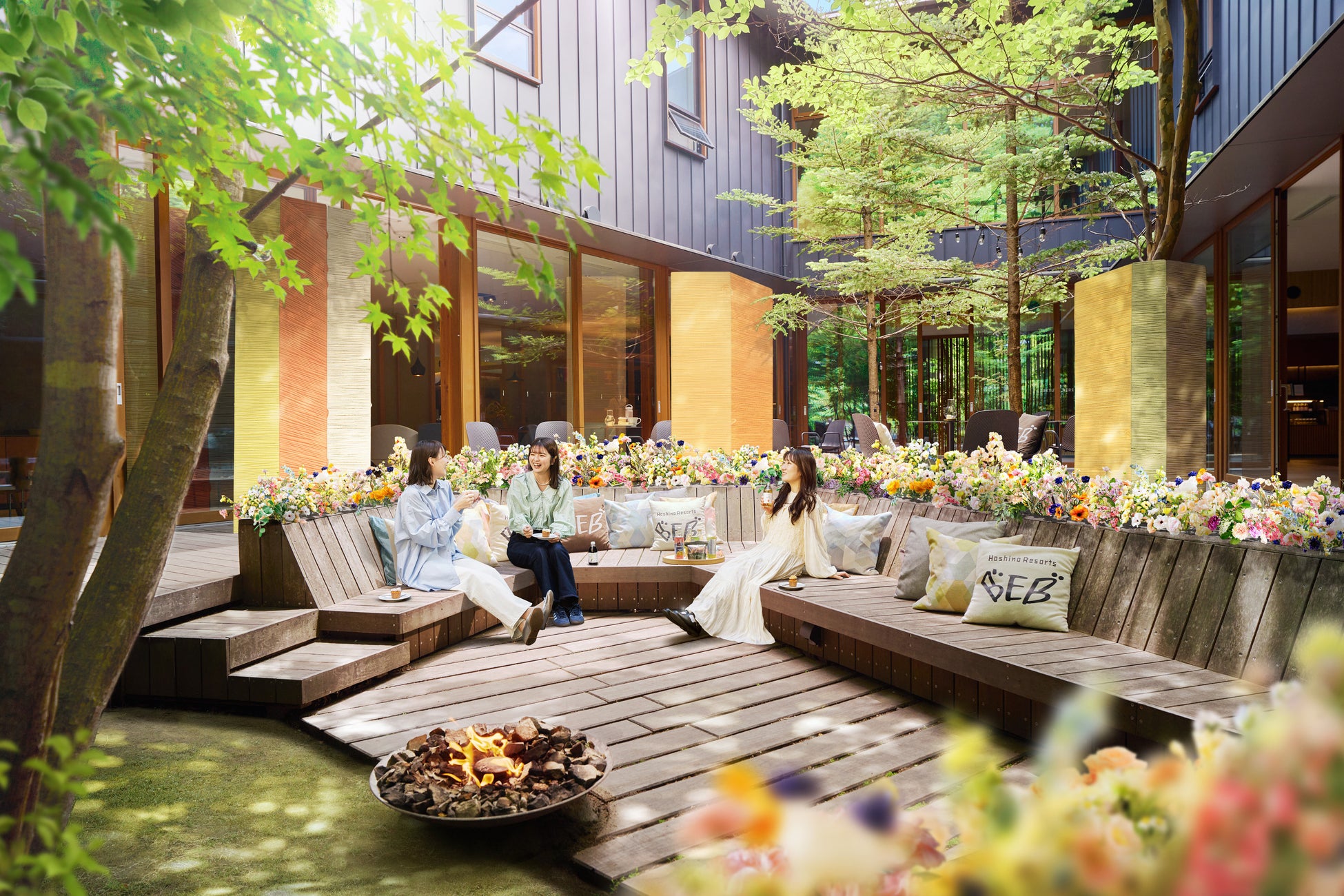 【BEB5軽井沢】24時間お花見し放題！パブリックスペースが花々に包まれる「BEBフラワーテラス」新登場