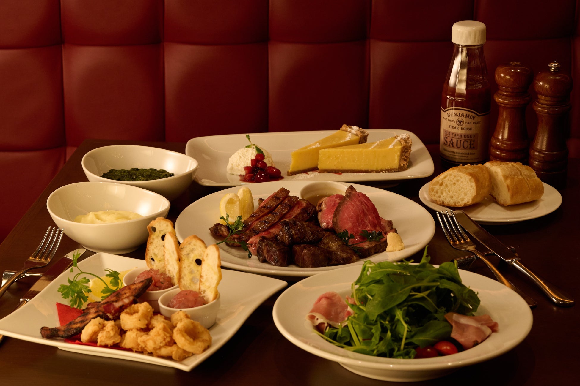 ニューヨークの名門ステーキハウス「ベンジャミンステーキハウス」京都店、最上級プライムビーフなどお肉料理の食べ比べもできる貸切りプラン「春の歓送迎会特別プラン」が登場