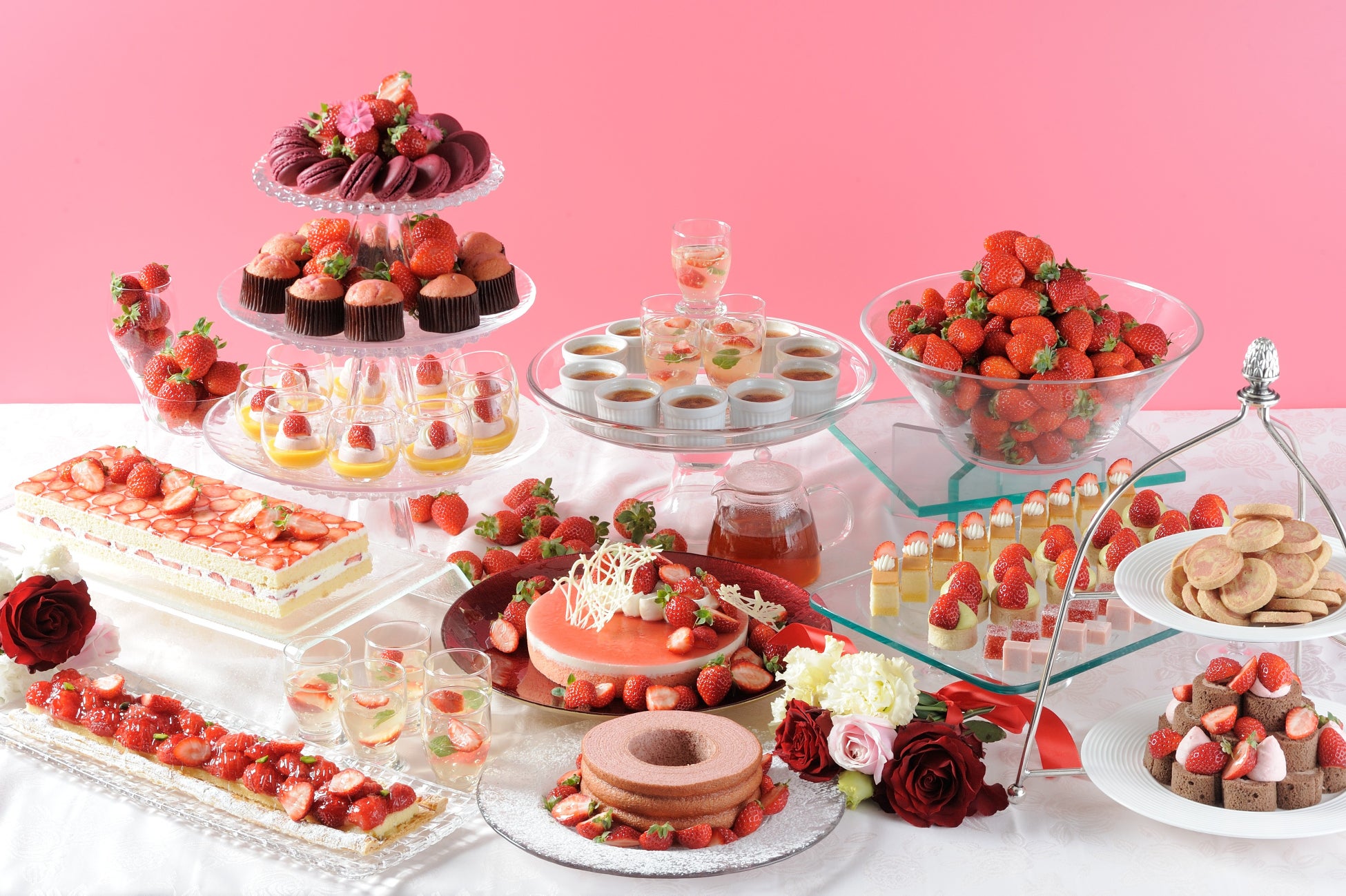 【ホテルグランヴィア岡山】苺の魅力を味わい尽くす「ストロベリーブッフェ」春の訪れとともに新たな装いで登場