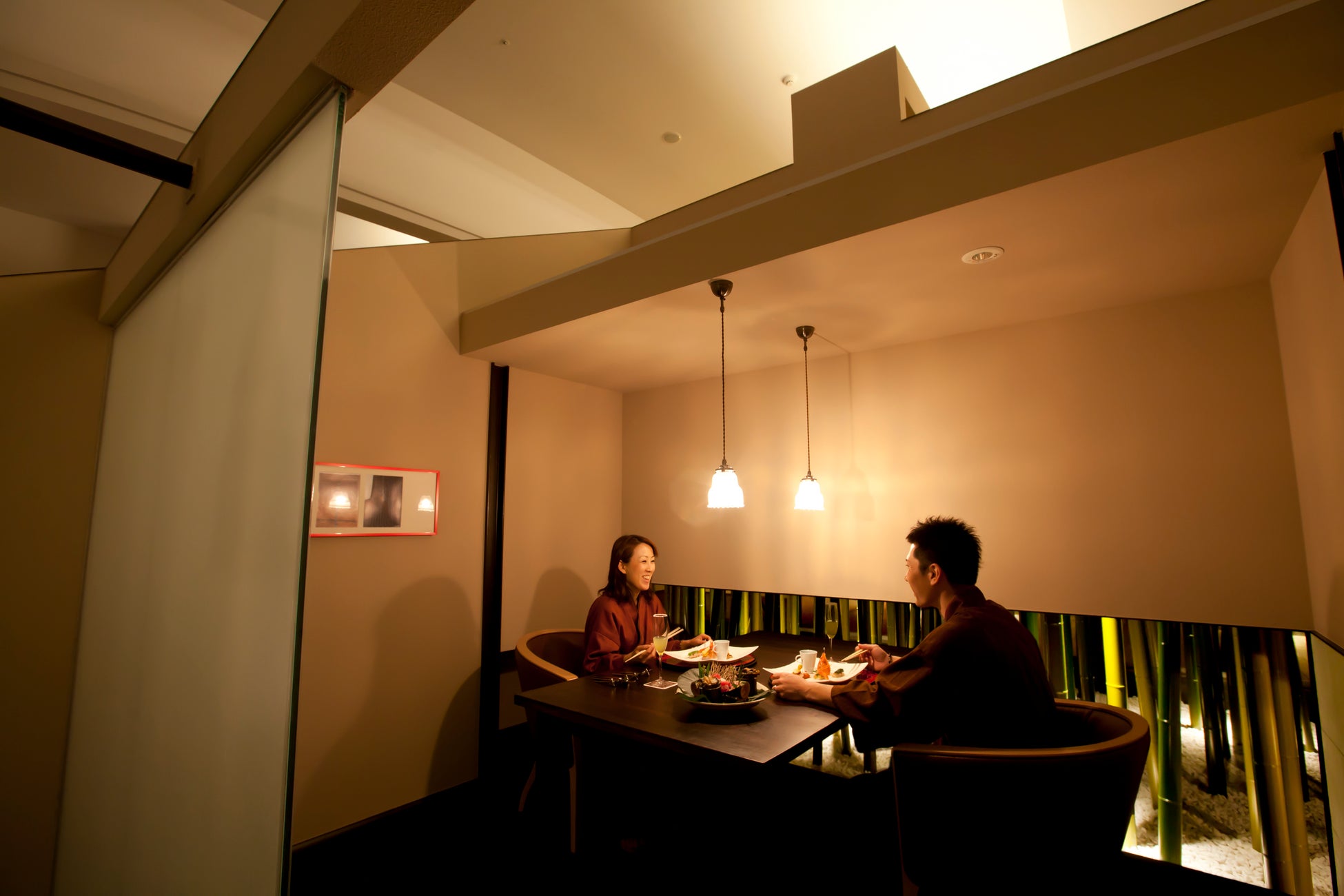 【望楼NOGUCHI函館】ケーキとチェキで祝う、思い出に残る記念日プラン