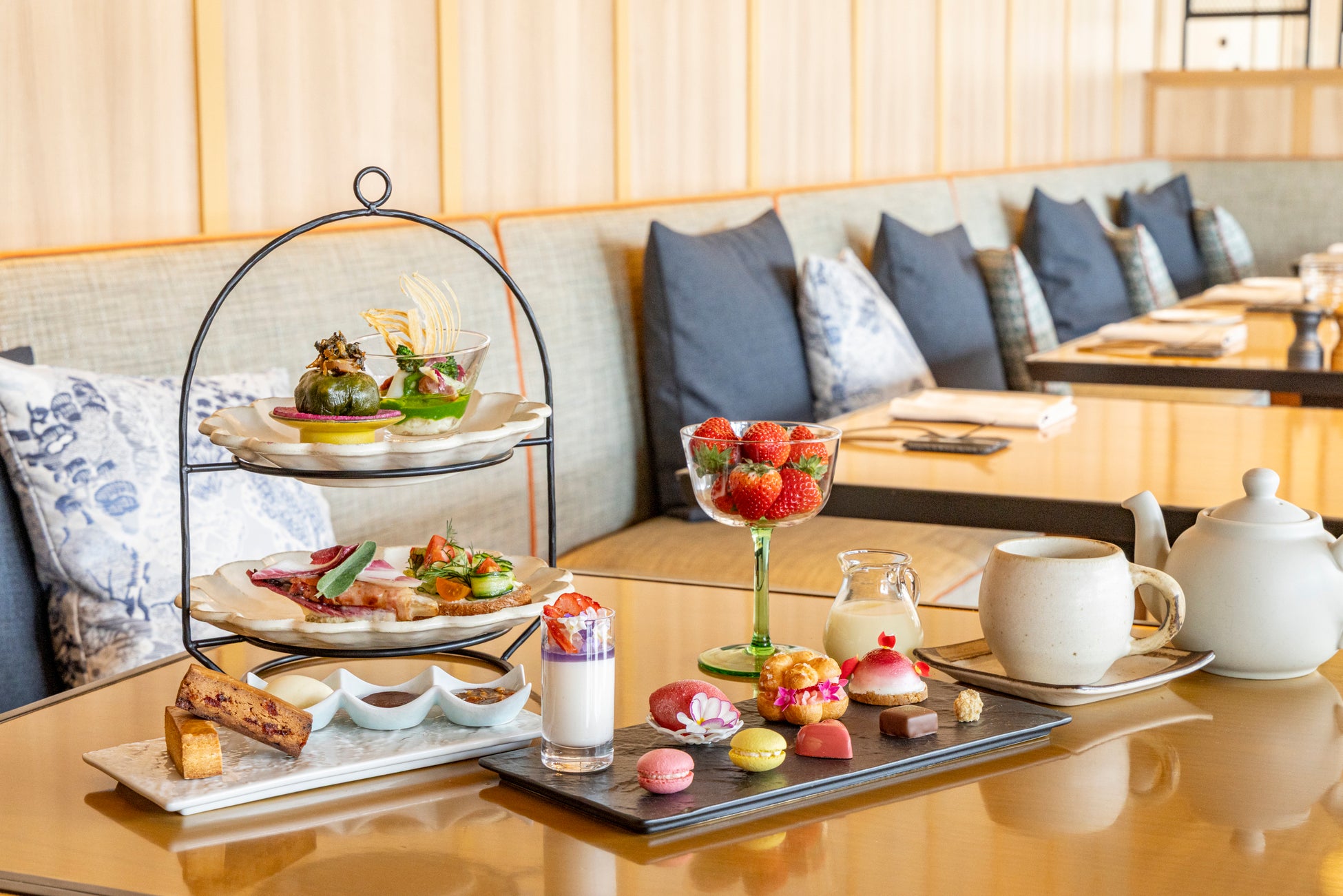 3月18日(水)須磨浦山上遊園のカーレーターが営業開始から60周年を迎えます!