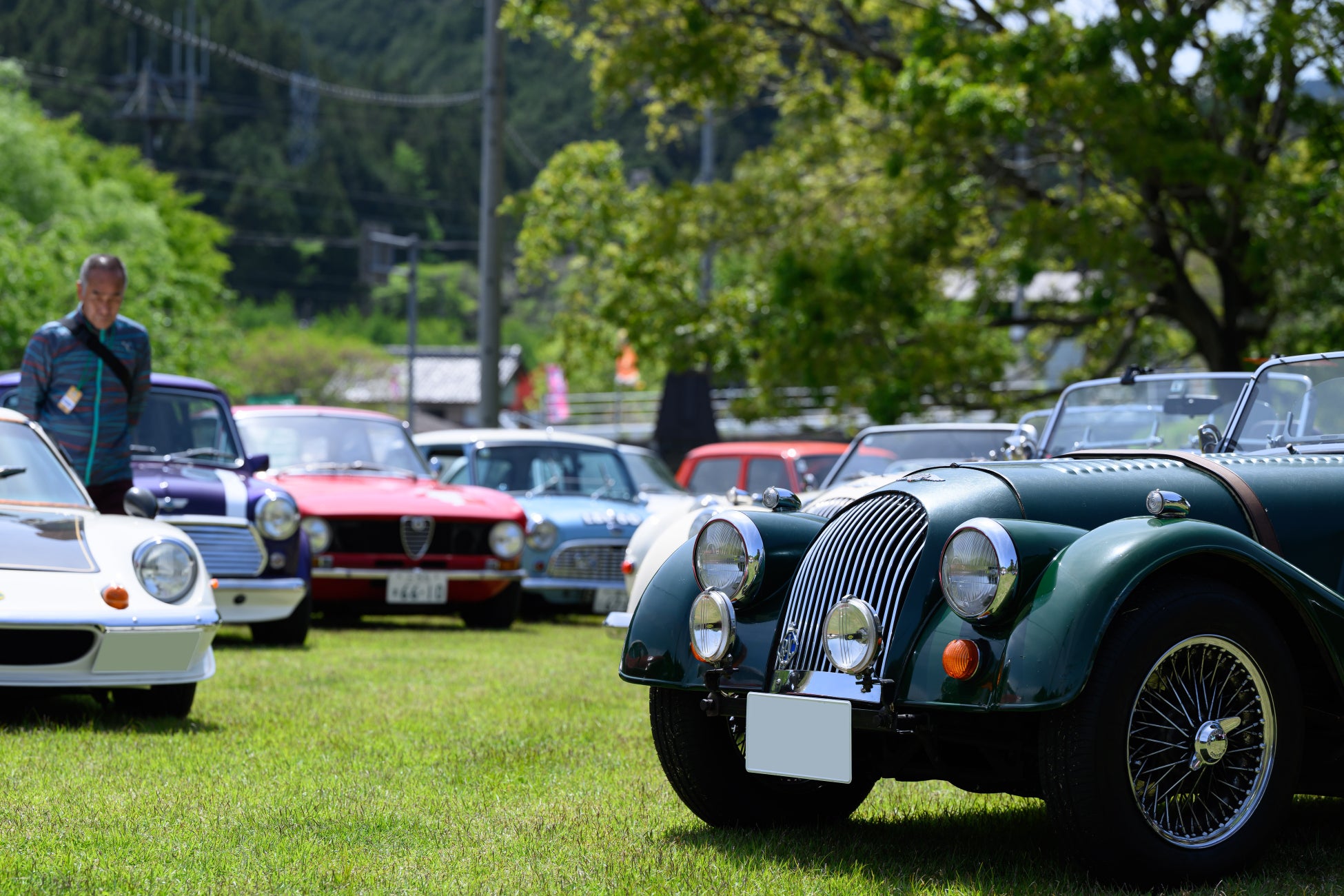 クラシックカーで地域をつなぐ──三重で春の展示交流イベントとラリーを開催