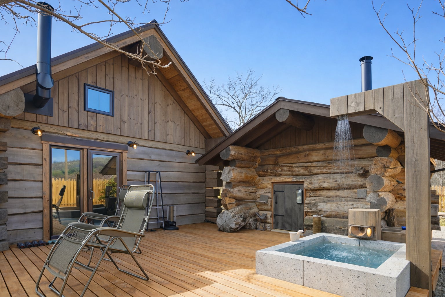 【 本日、新たなプレミアム ログコテージ完成！ 】駅のホームから徒歩0分 群馬・水沼ヴィレッジ『本格薪サウナ付き “プレミアムログコテージ”』春の訪れとともに堂々公開！