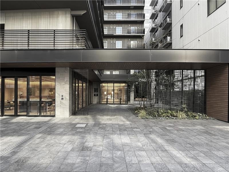 親子で楽しむ森の手仕事「椿油しぼり」&「色鉛筆づくり」