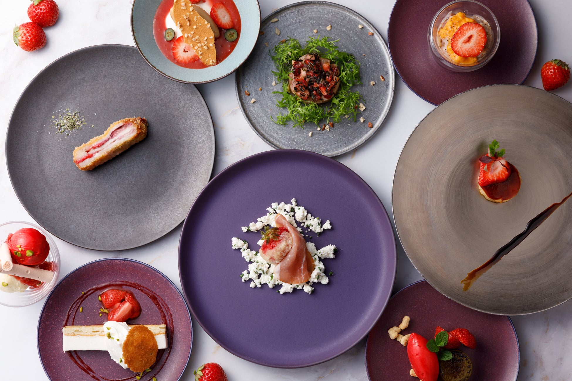 開業30周年を記念してシグネチャービュッフェが進化。テーマ制を導入した「コンセプトディナーオーダービュッフェ」第一弾は”苺”