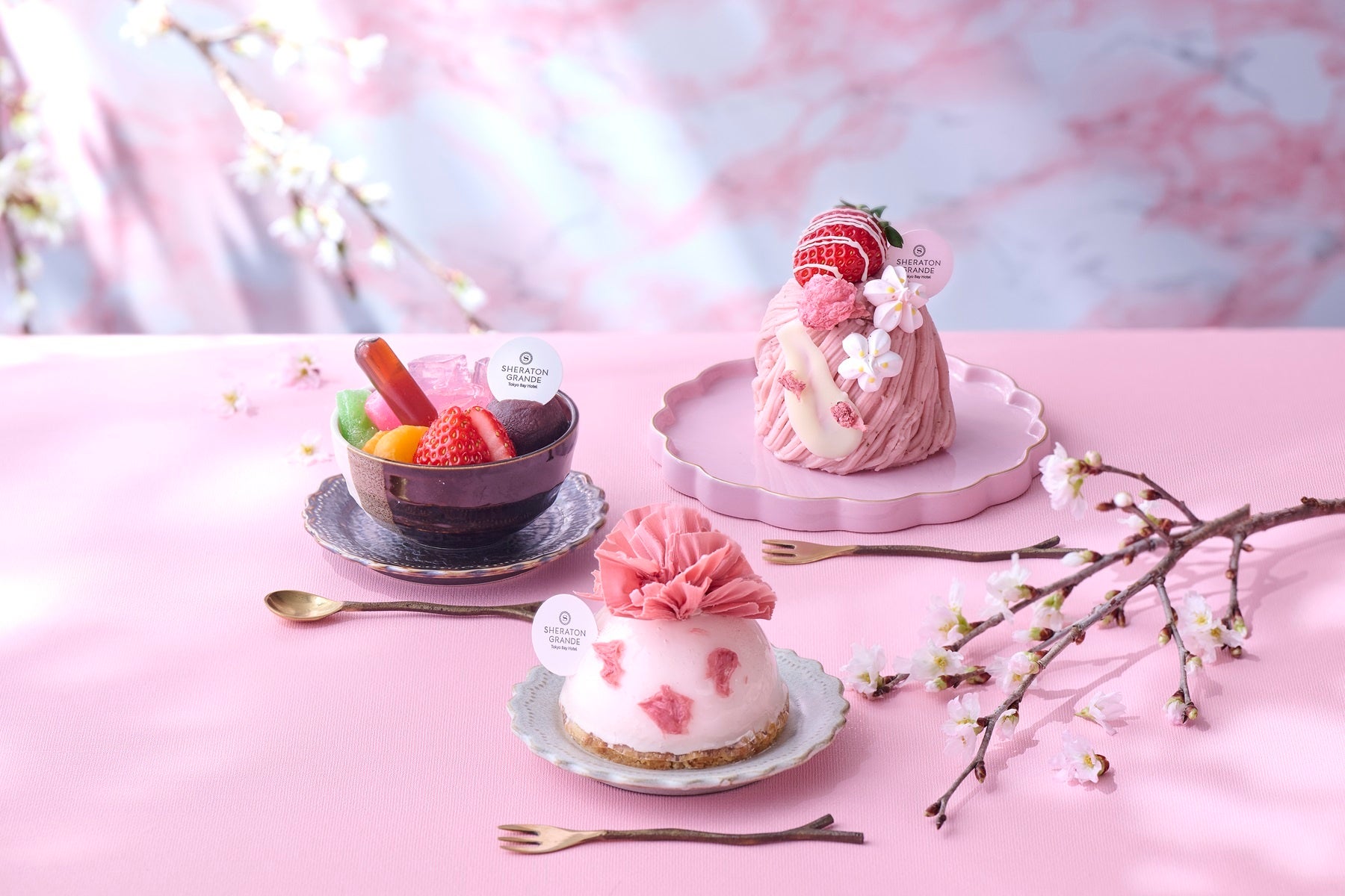 シェラトン・グランデ・トーキョーベイ・ホテル「いちご×桜 スイーツ&ベーカリー」