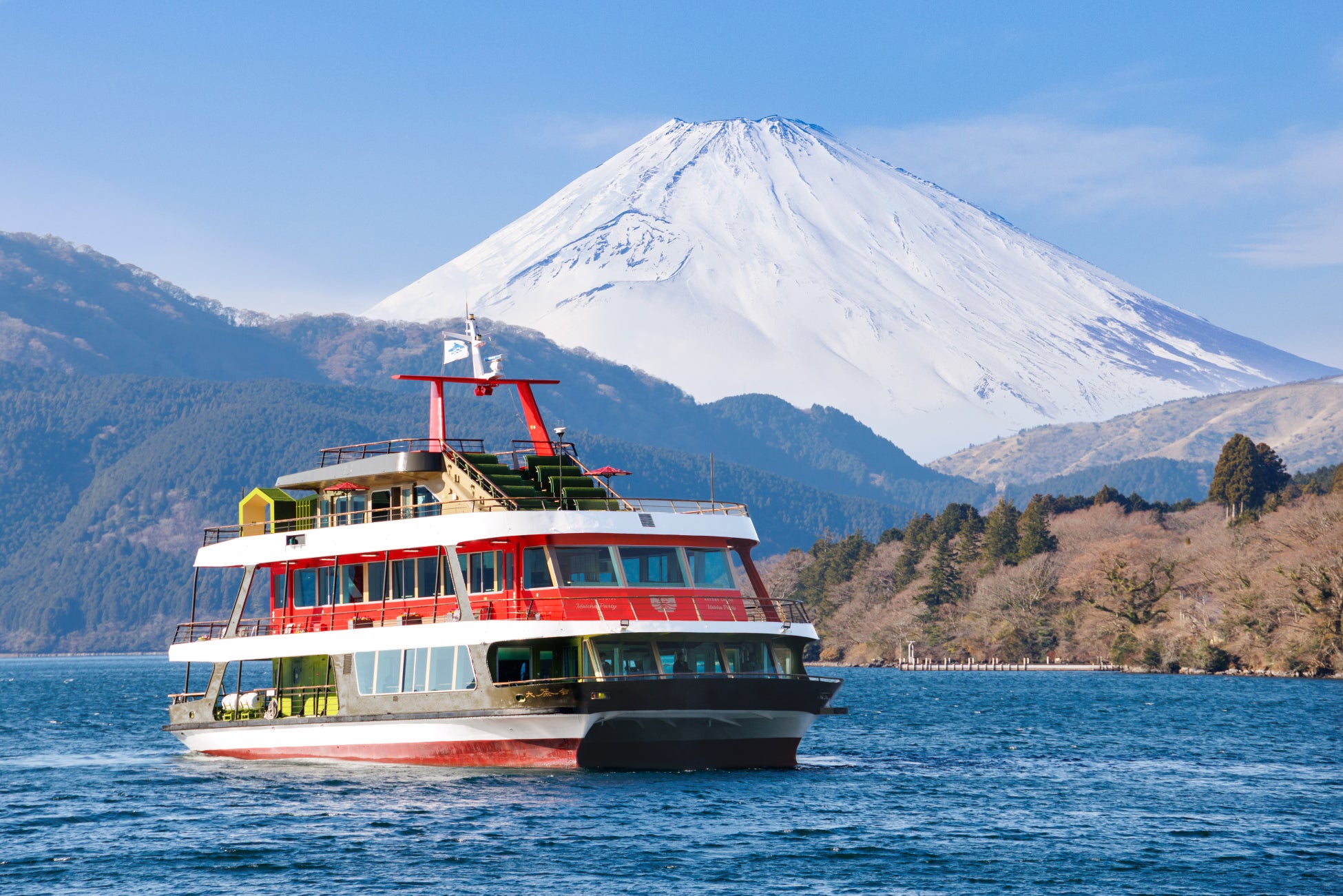 箱根・芦ノ湖 “動く茶室”でお点前体験「箱根遊船 大茶会・テーブル茶道」3月28日(土)、29日(日)開催
