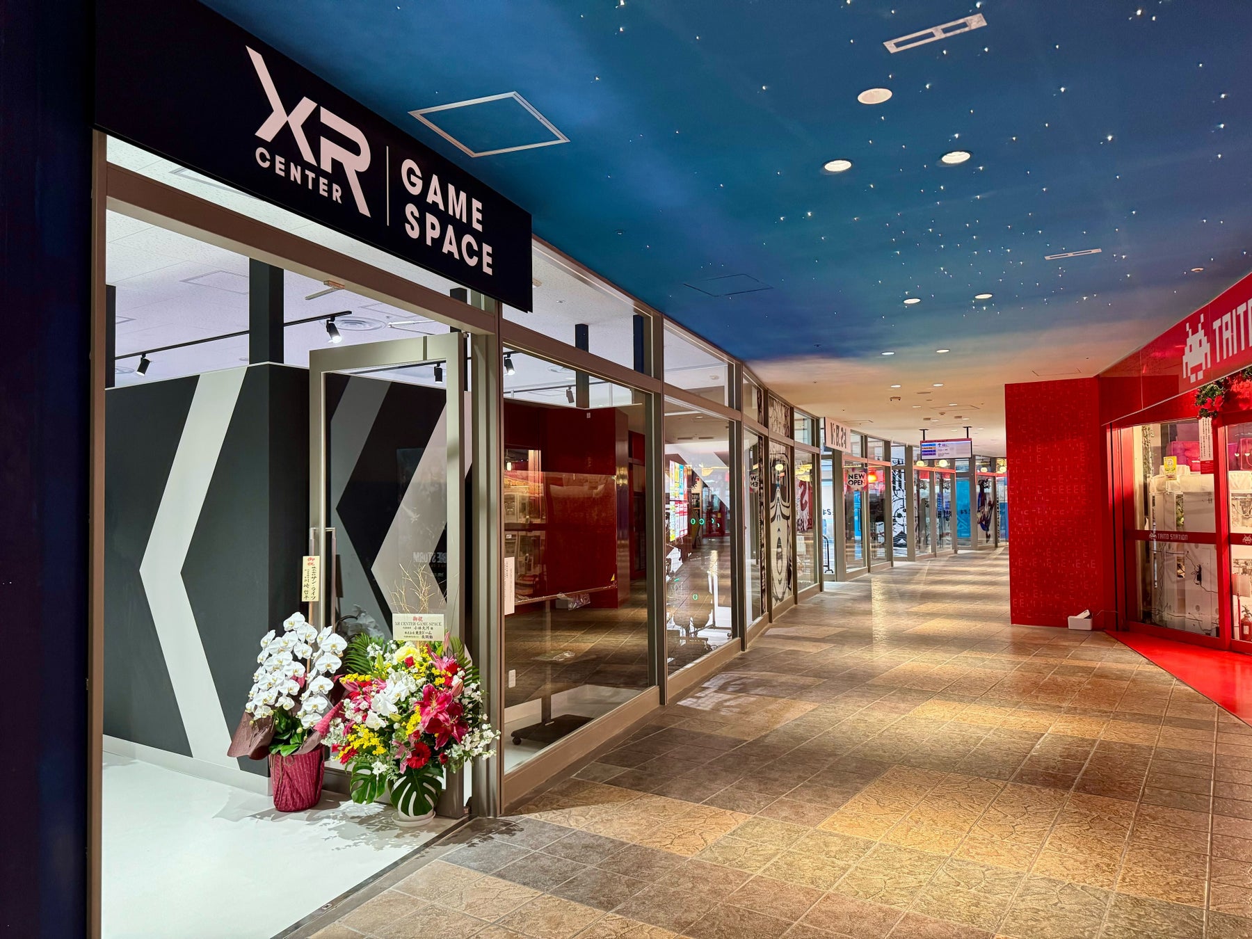 BE-PAL最新号の特別付録は、『Coleman特製 “キャンプ” カレー皿』です！