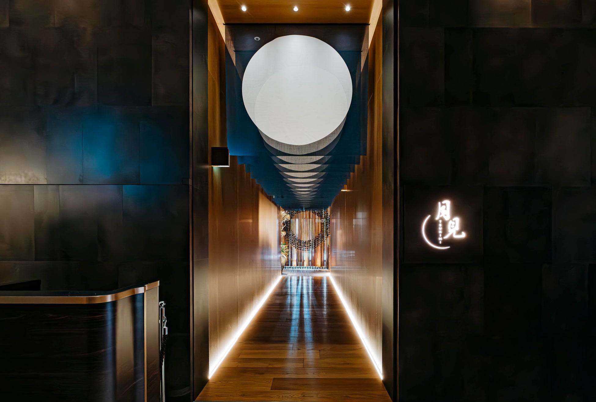 【ウォルドーフ・アストリア大阪 開業1周年記念】シグネチャーレストラン「月見」にてミシュランの星に輝くシェフをお招きし、一夜限りの美食イベントを開催