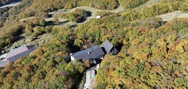 心身を解き放つ「サステナブル・ステイ」を【昭和西川】MuAtsu（ムアツ）が志賀高原・西発哺温泉ホテルに採用