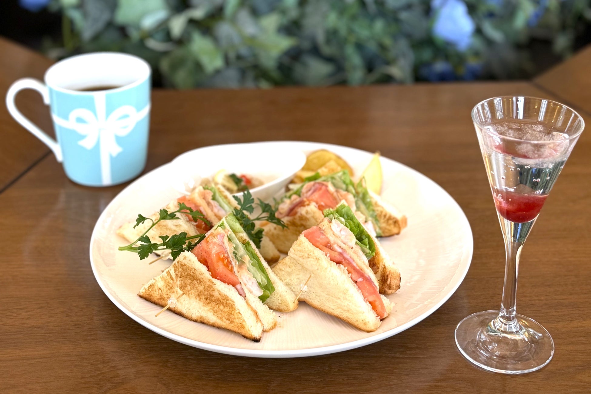 スーパーホテル、「世界睡眠デー」「春の睡眠の日」にあわせ「超（スーパー）・睡眠ウィーク」を開催！店舗での「ぐっすり診断」で「選べる枕」や「カリフォルニア産くるみ」プレゼント！