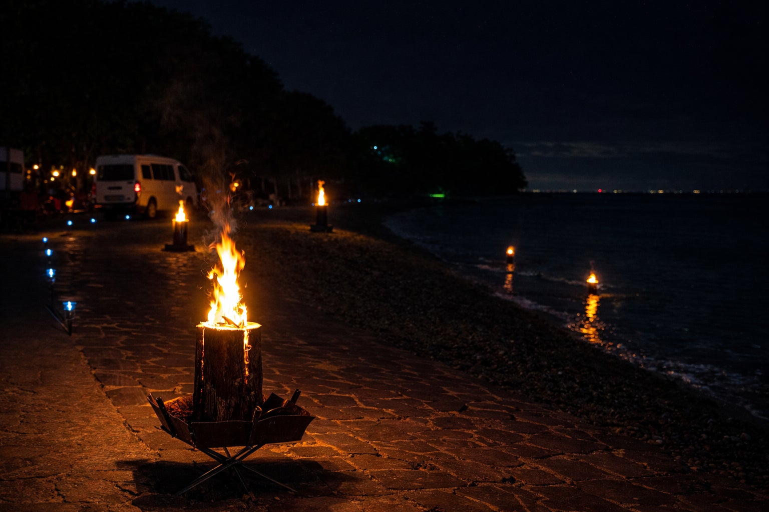 【大分県豊後高田市】ビーチを火が灯すライトアップイベント「海のトーチナイト」を3/14（土）より開催