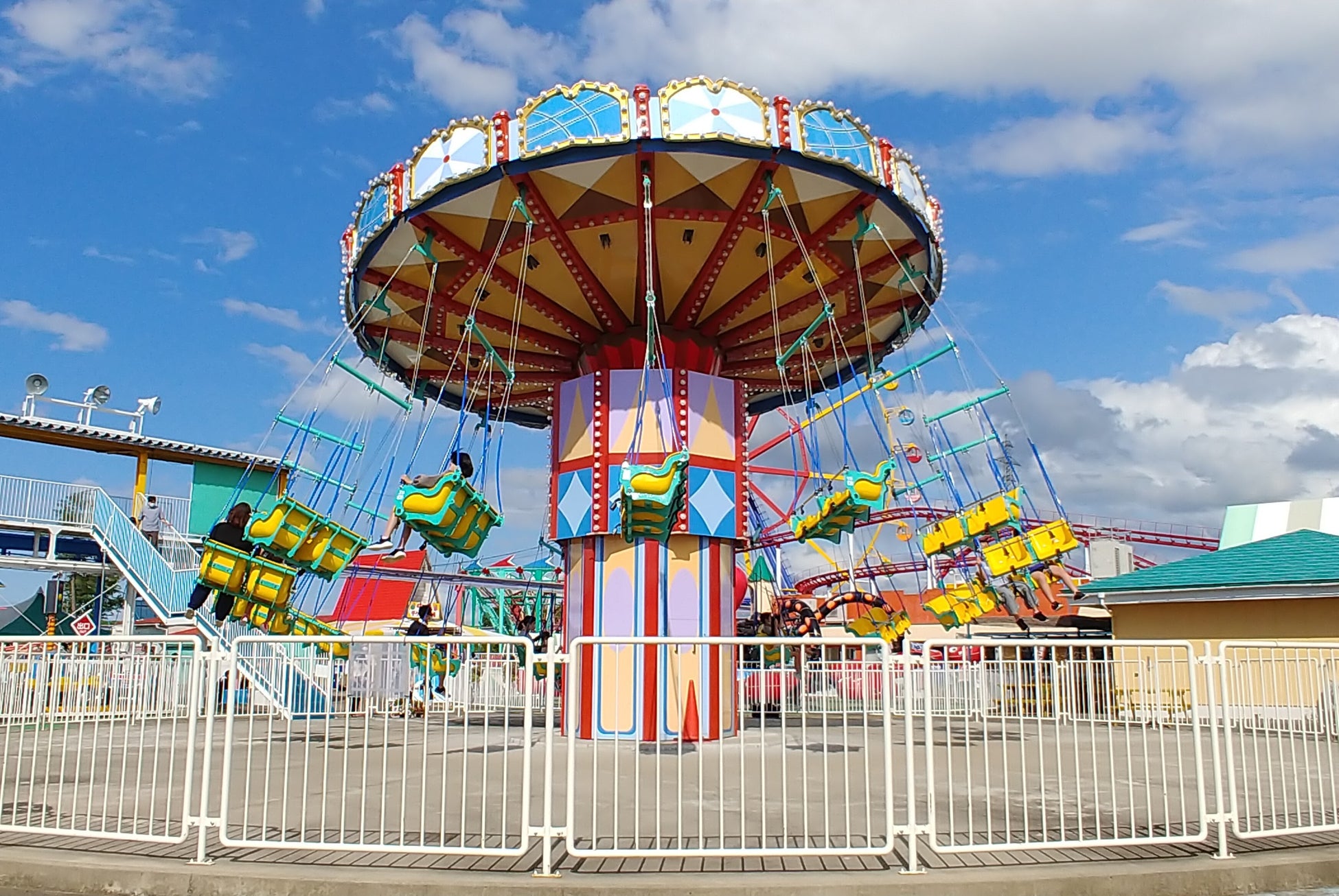 『ファミリーの思い出応援プロジェクト』！3月は北陸最大級の遊園地「手取フィッシュランド」の2,000円分の乗り物券が20名様に当たる！