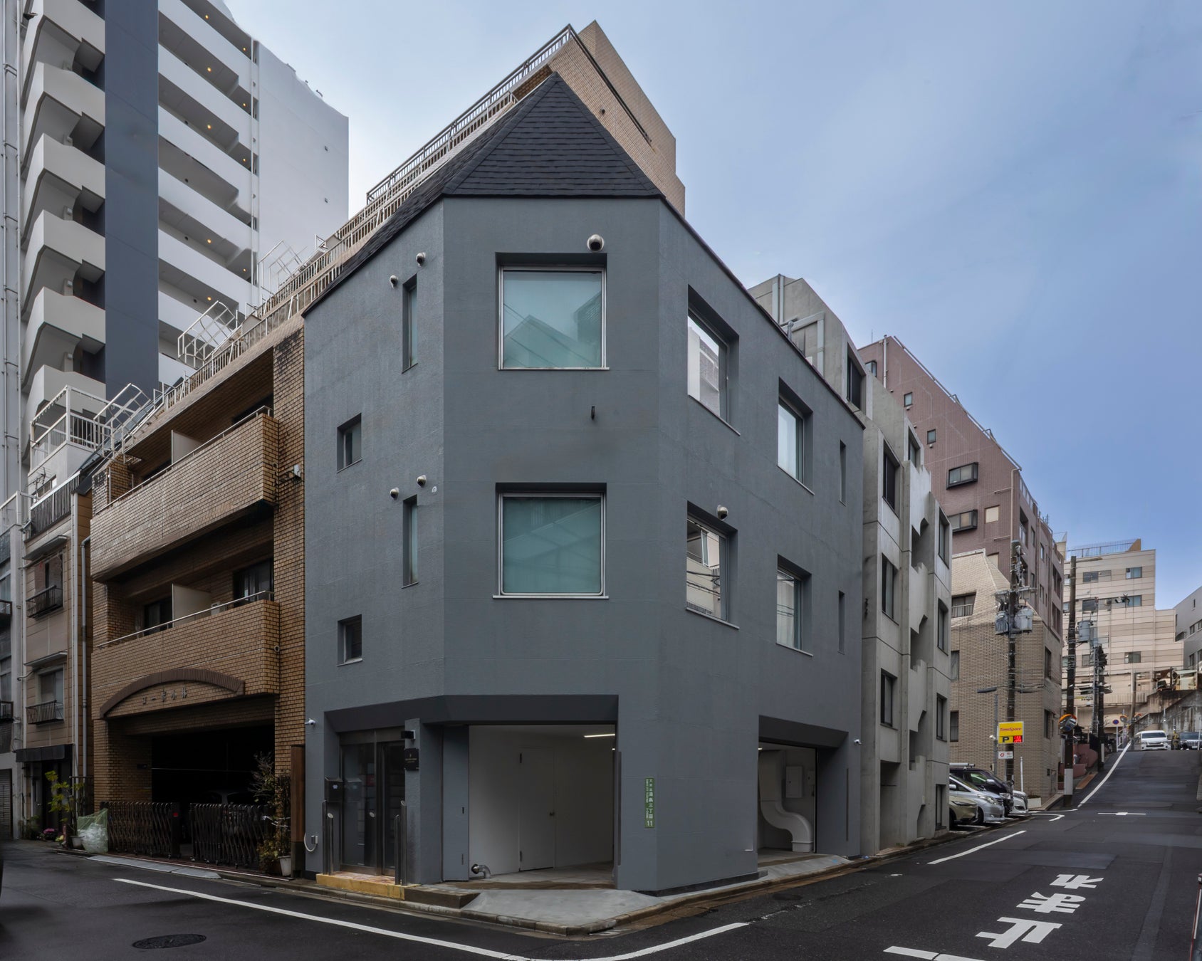 ジェクトワン、空き家事業「アキサポ」において、文京区湯島にある築50年を超える4階建ての空き家物件を宿泊施設「BISK PARK YUSHIMA」として再生！