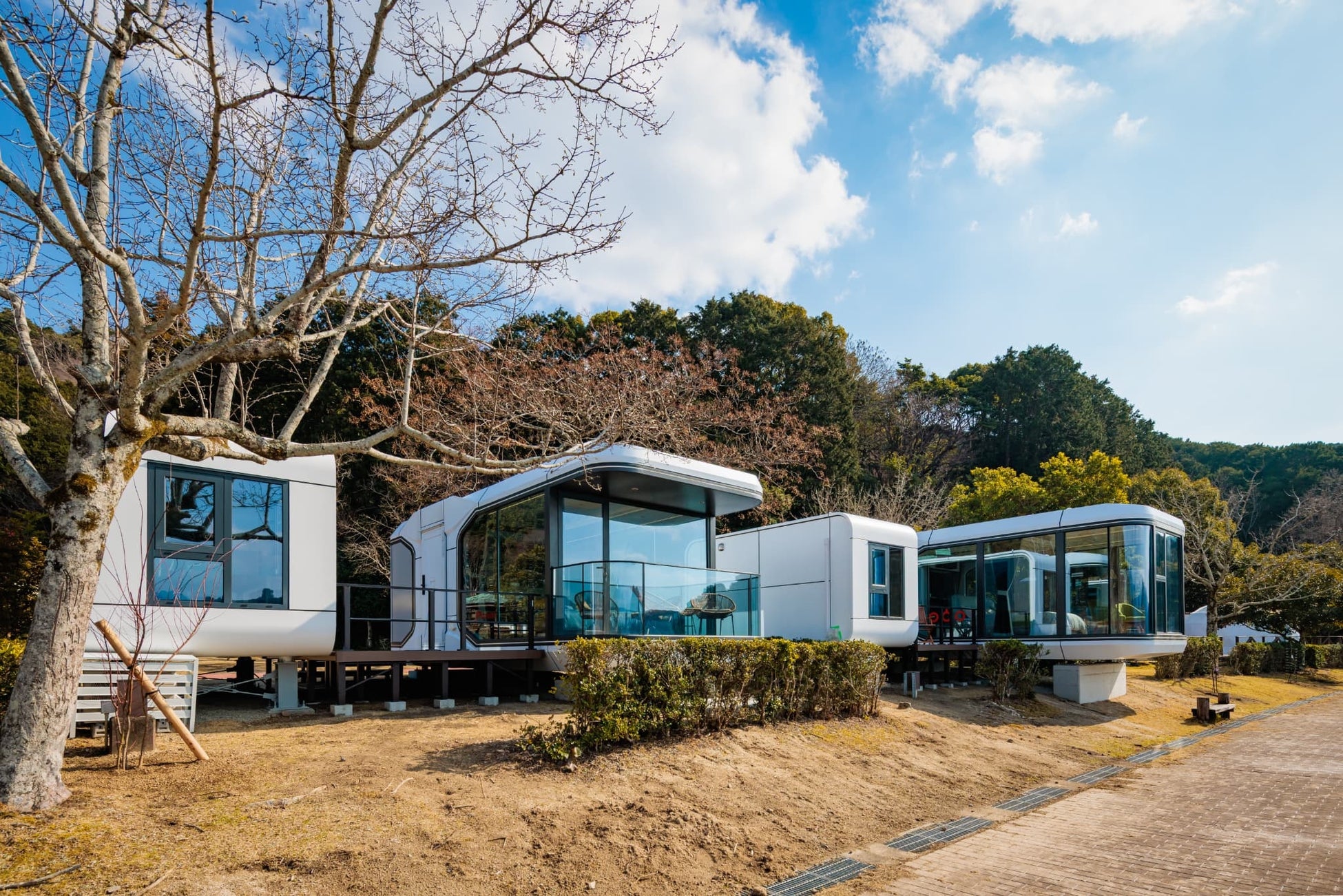 【2026シーズン体制発表】モータースポーツ界のレジェンド・本⼭哲⽒がエグゼクティブオフィシャルアンバサダーに就任！脇阪寿⼀⽒、⼟屋武⼠⽒ら超豪華メンバーが集結